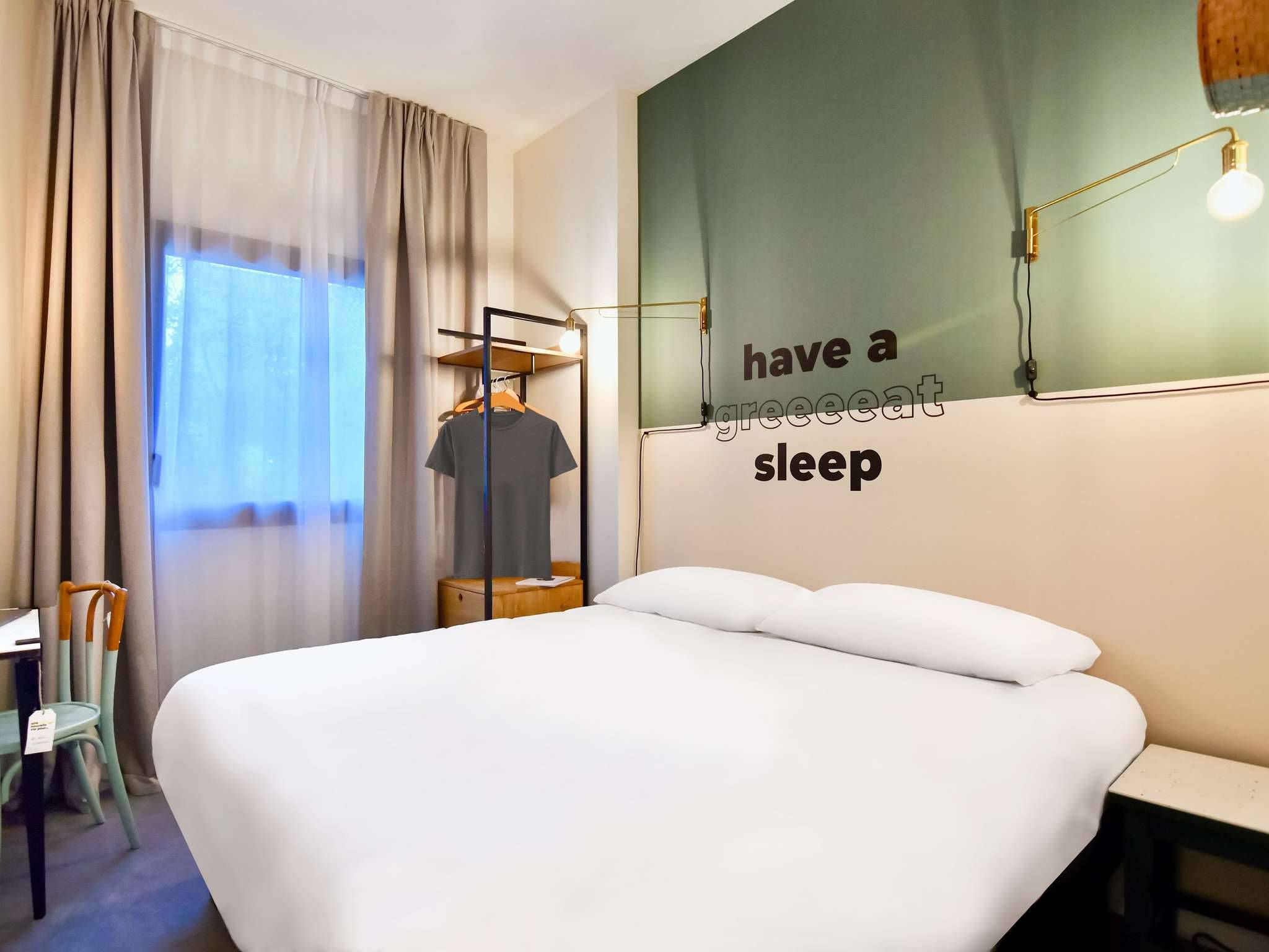 Greet Hotel Brest Aéroport