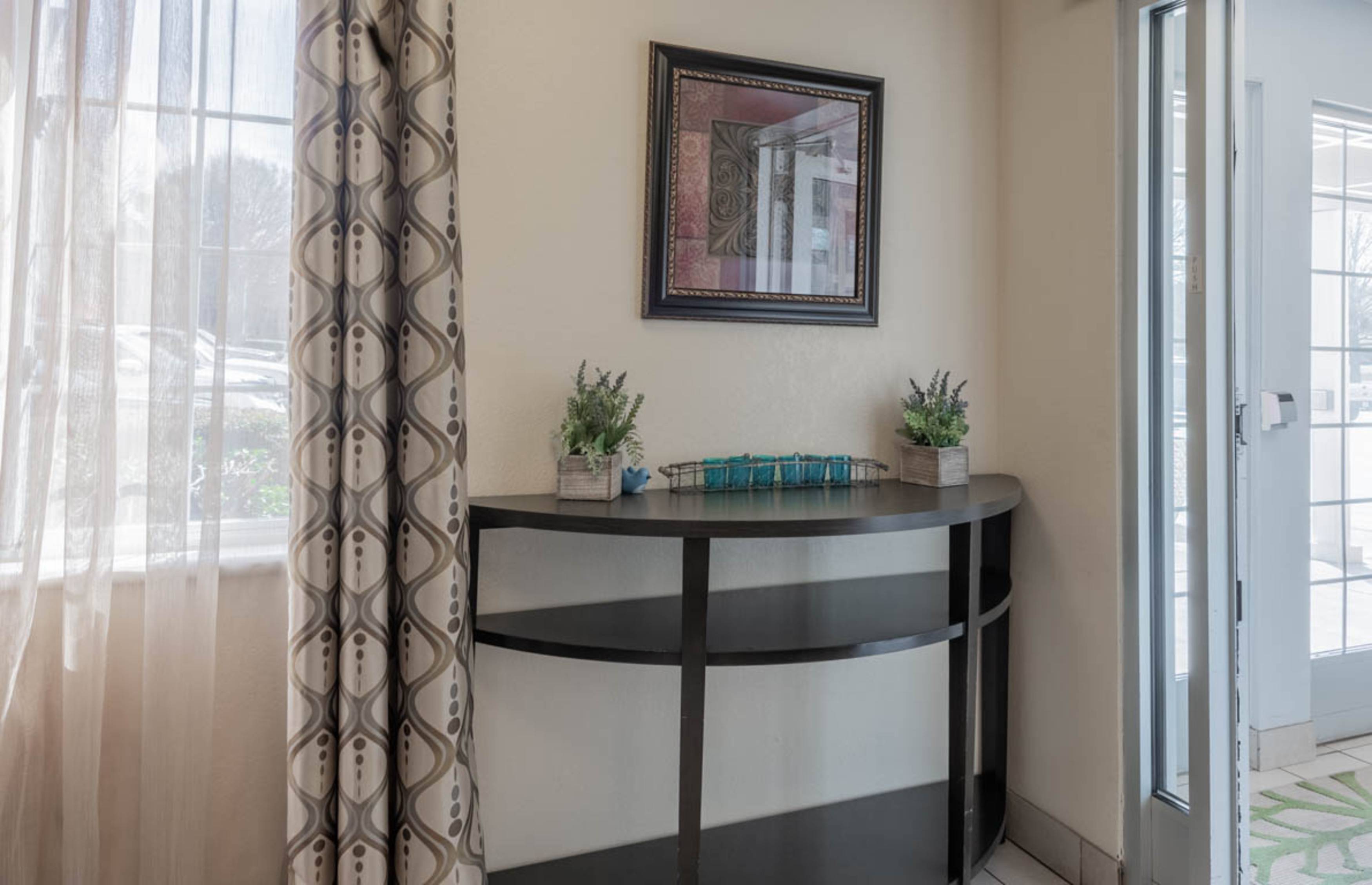 Sonesta Simply Suites Nashville Brentwood