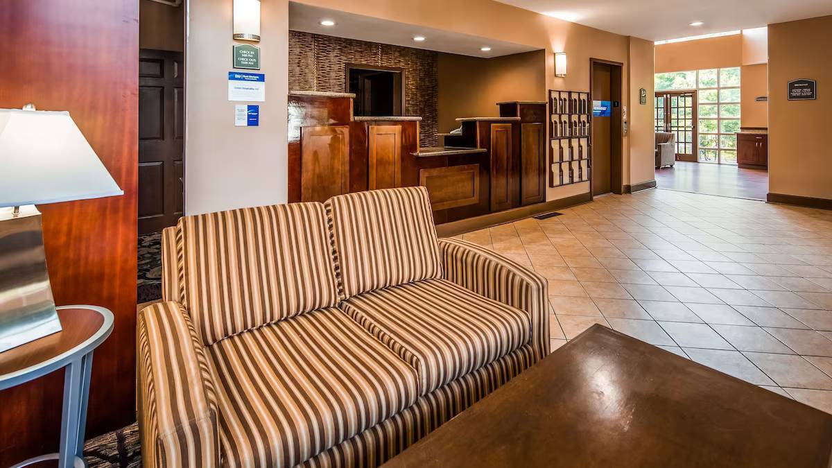 Best Western Plus The Inn & Suites At The Falls
