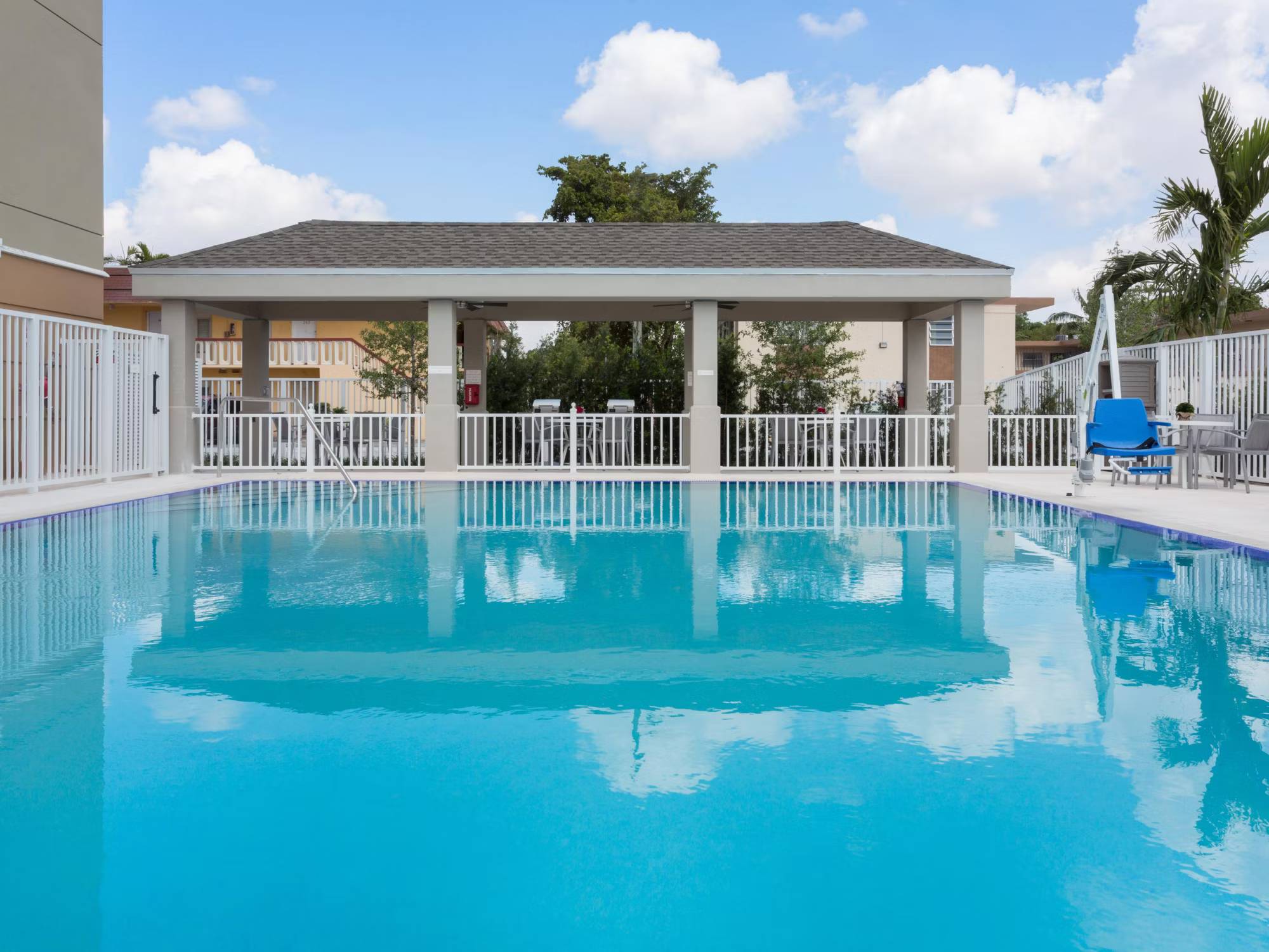 Candlewood Suites Miami Intl Airport - 36th St, an IHG Hotel