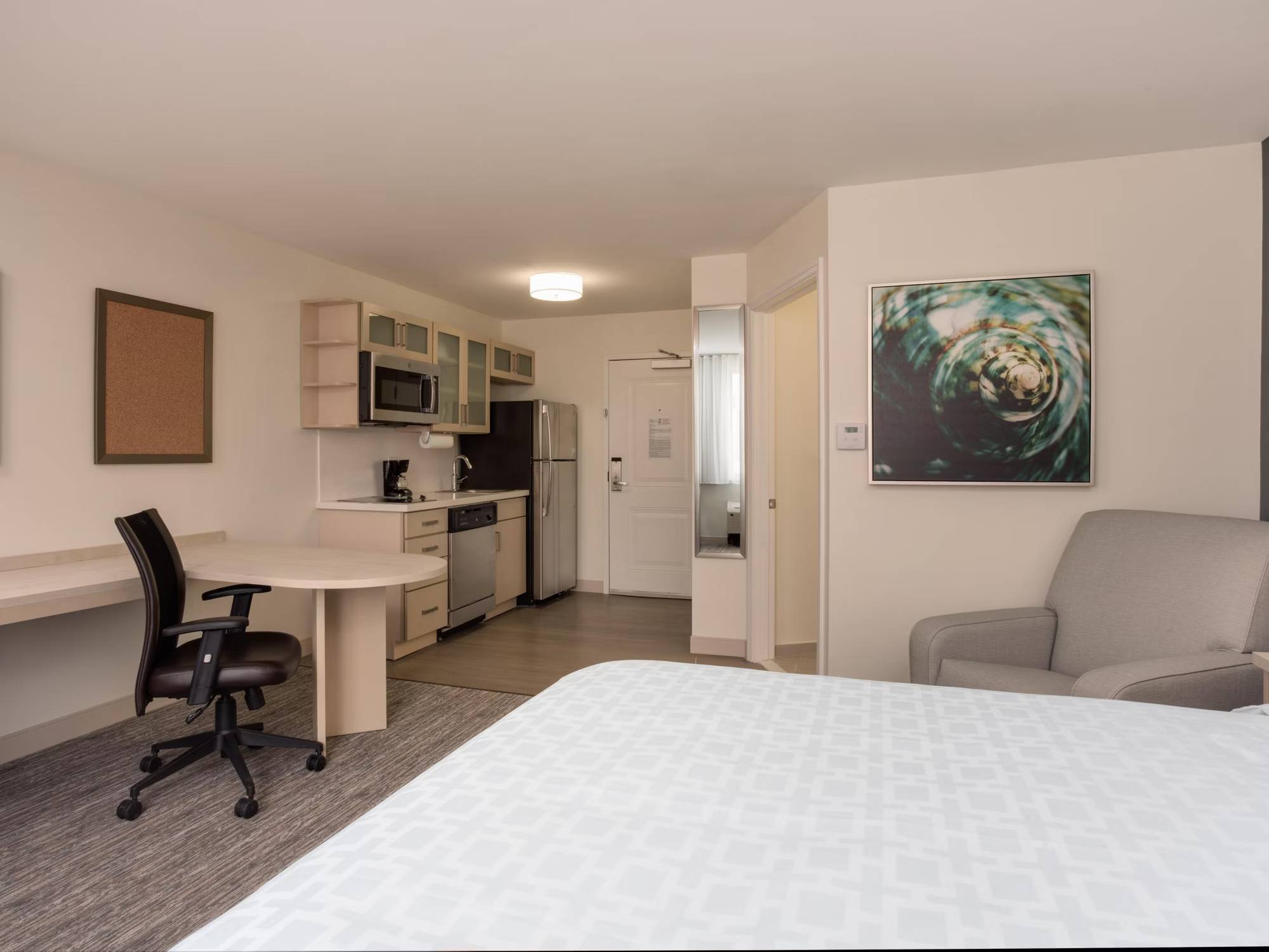 Candlewood Suites Miami Intl Airport - 36th St, an IHG Hotel