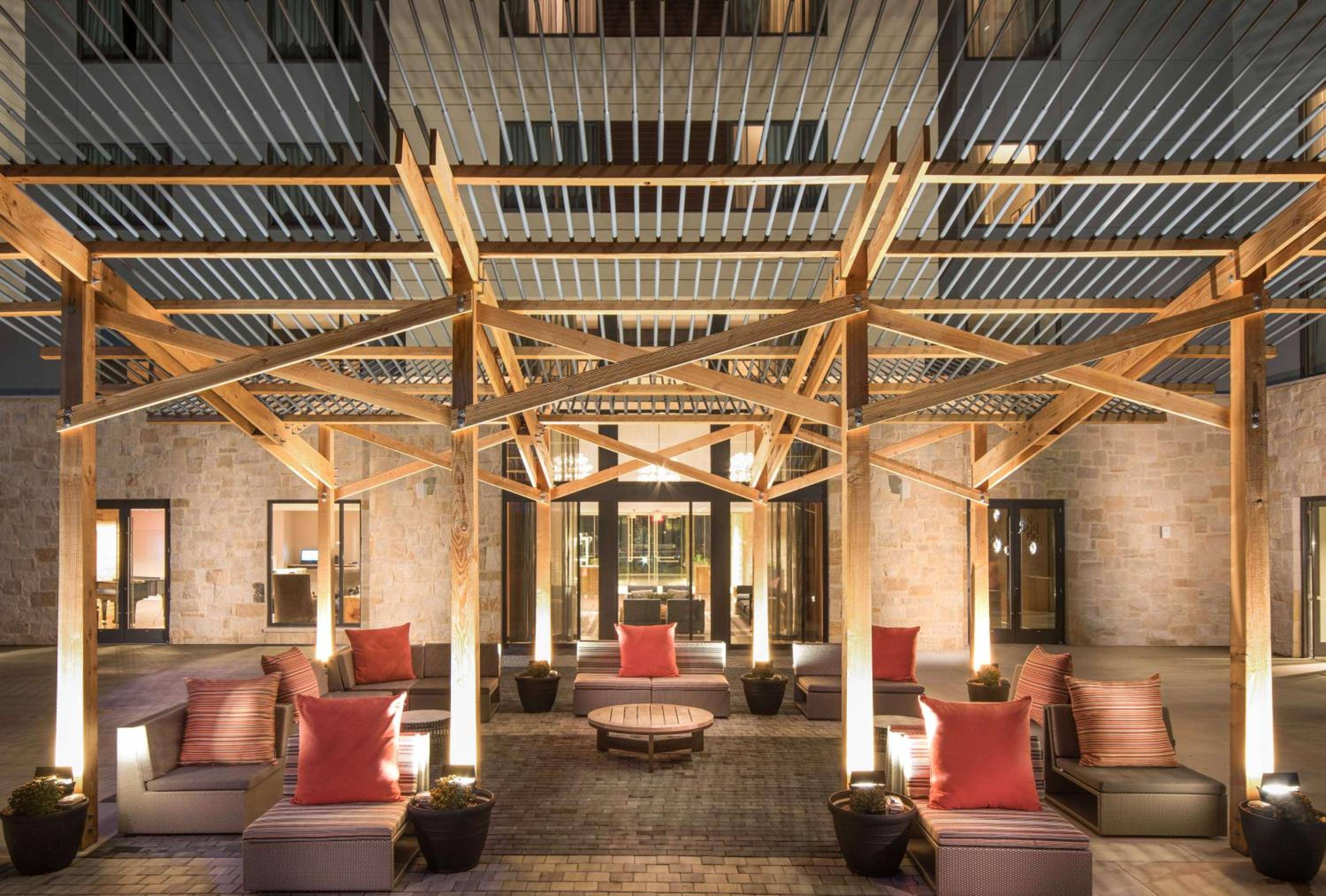 Sonesta Bee Cave Austin Hill Country