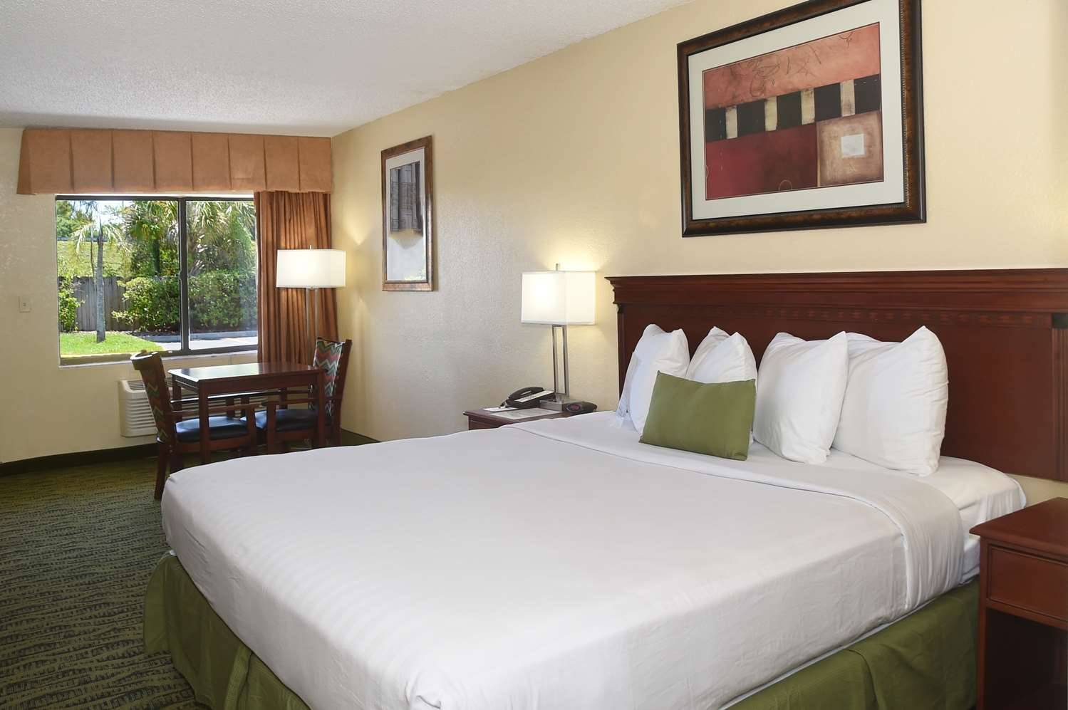 Best Western Orlando East Inn & Suites