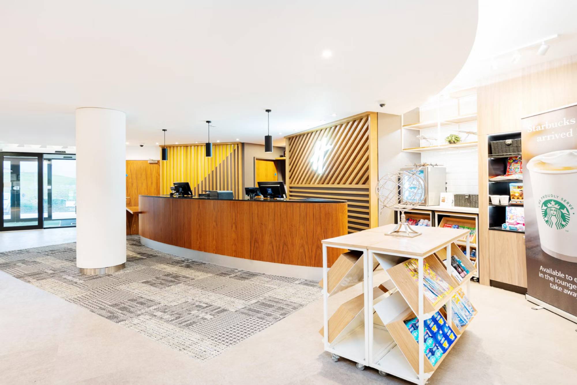 Holiday Inn London Luton Airport, an IHG Hotel