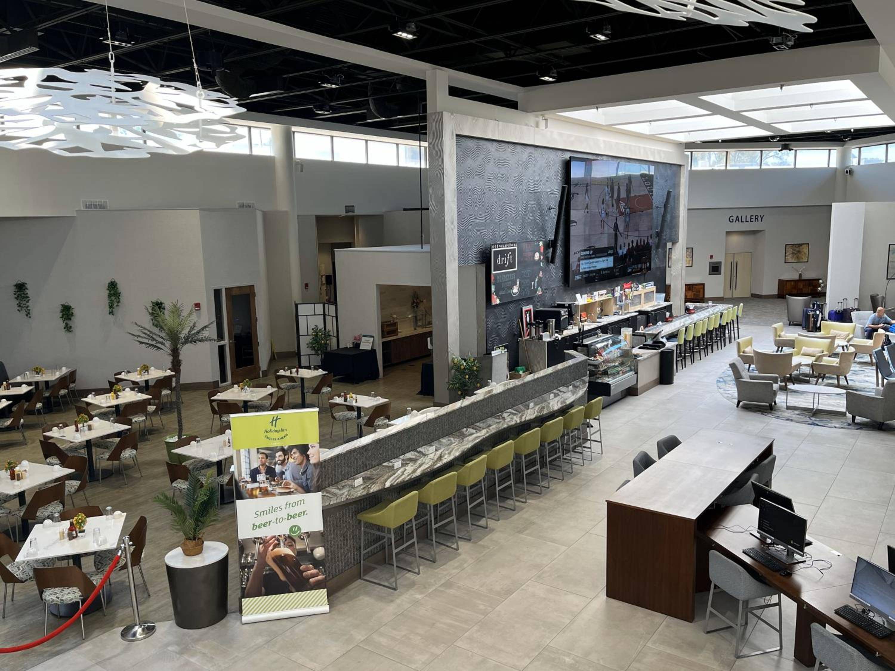 Holiday Inn Orlando International Airport, an IHG Hotel