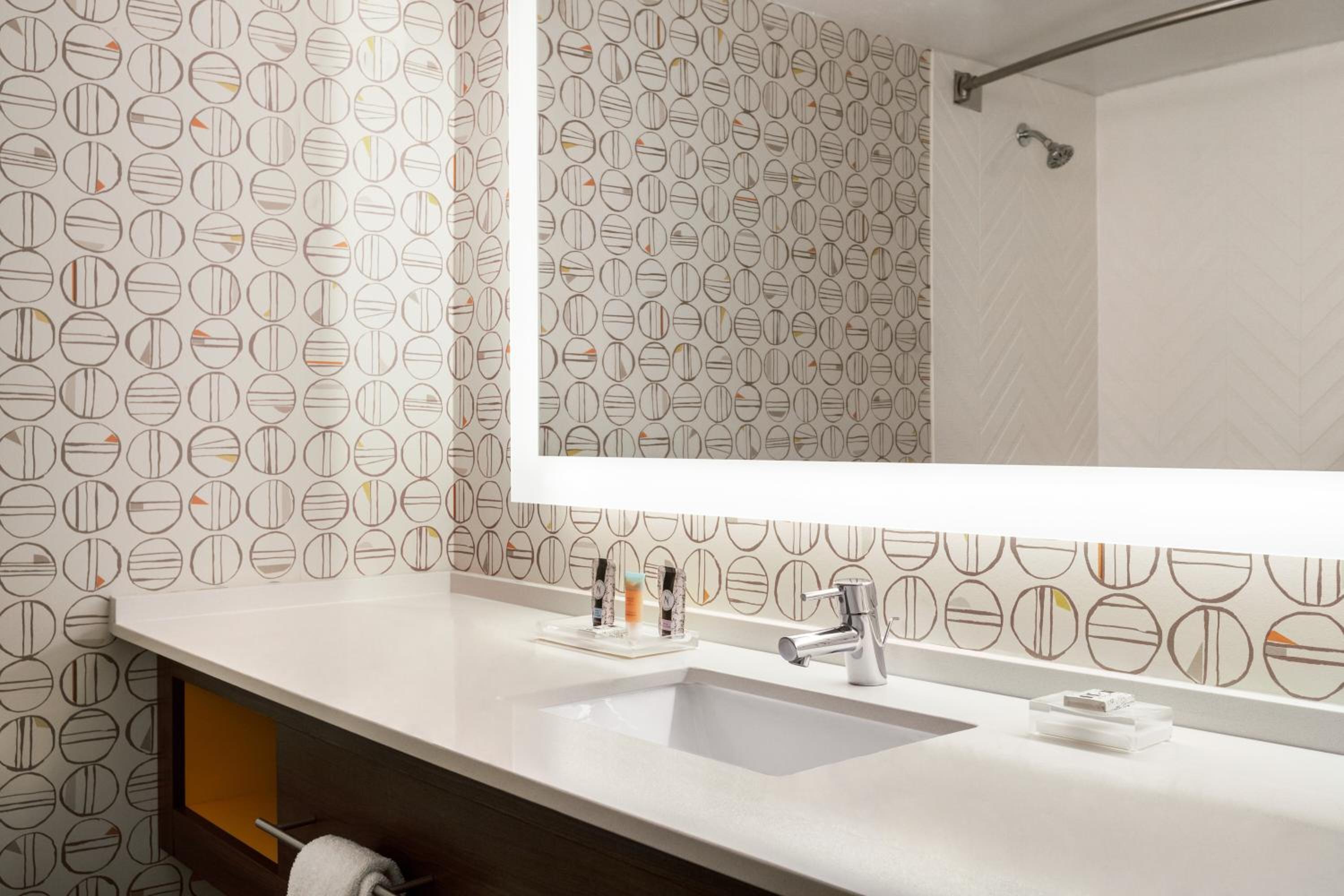 Holiday Inn Orlando International Airport, an IHG Hotel