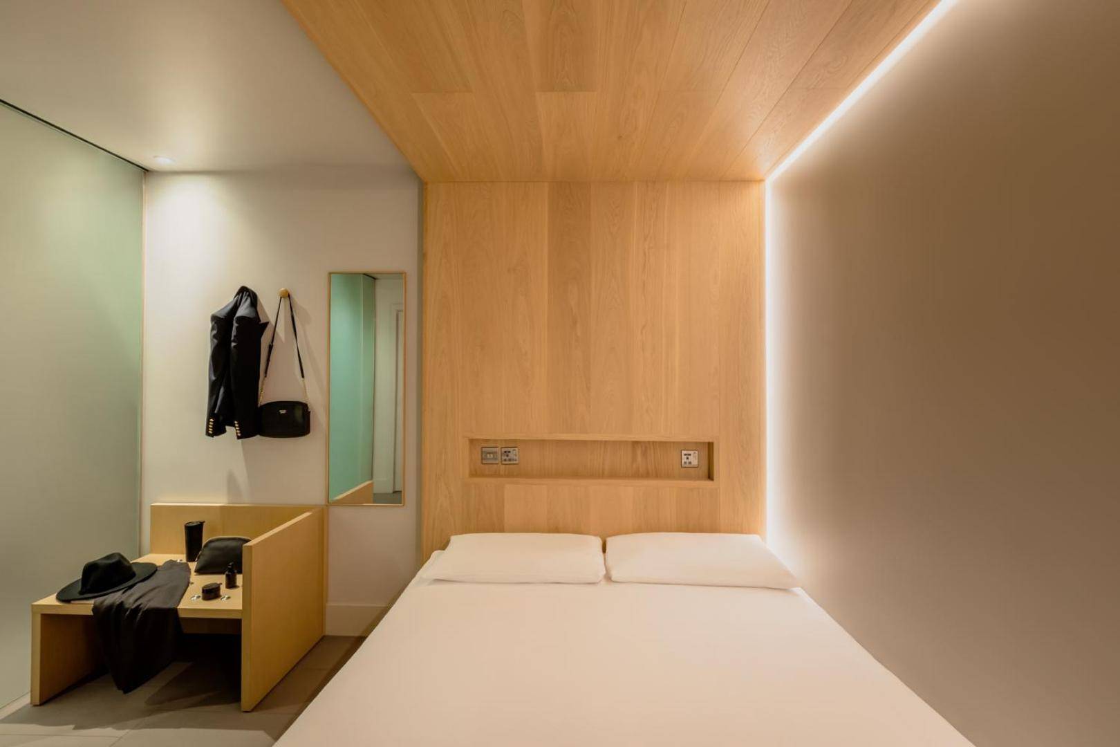 Zedwell Piccadilly Circus