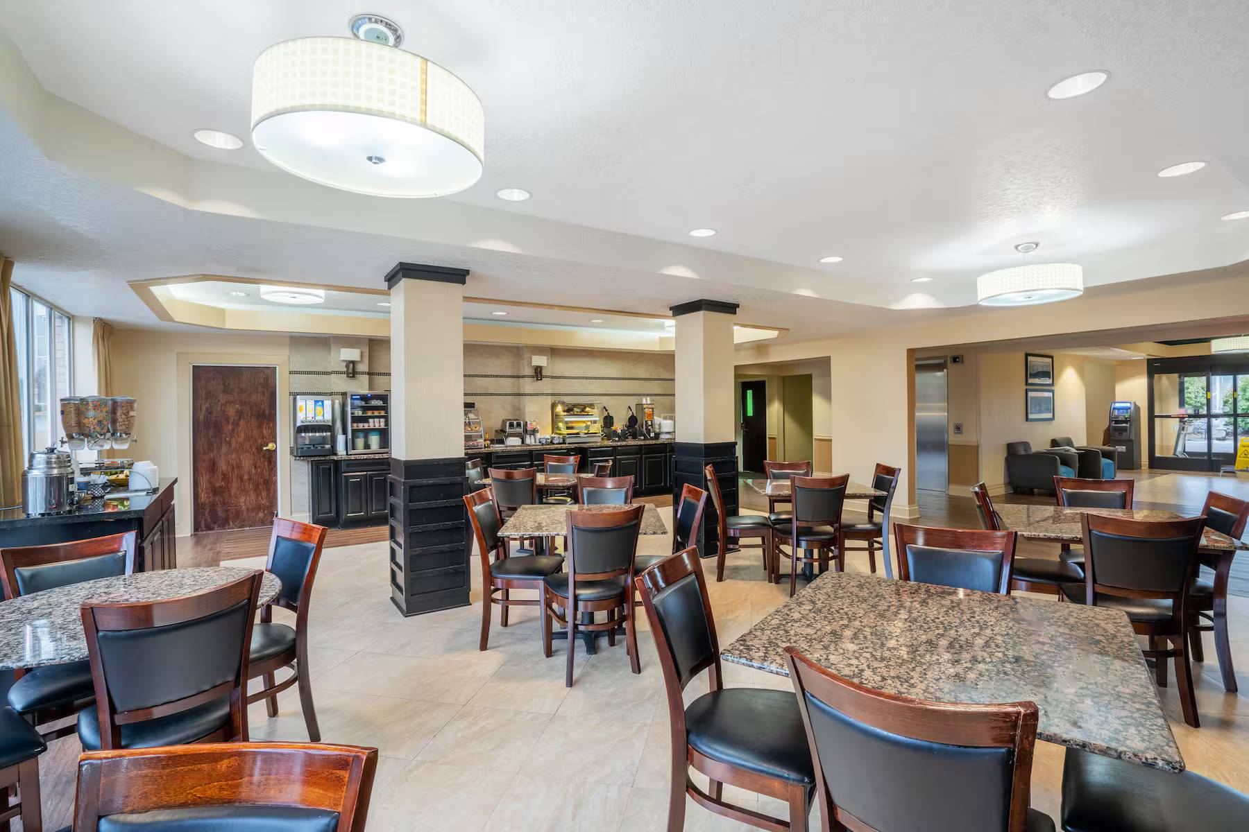 La Quinta Inn & Suites by Wyndham Hot Springs
