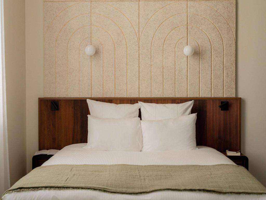 Hôtel Fort St Laurent Lyon - Handwritten Collection