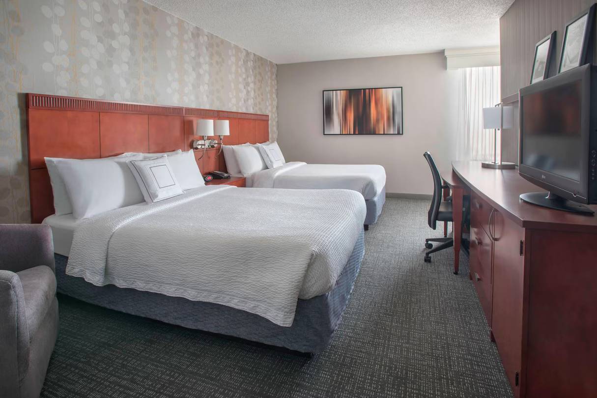 Courtyard by Marriott Downtown Wilmington