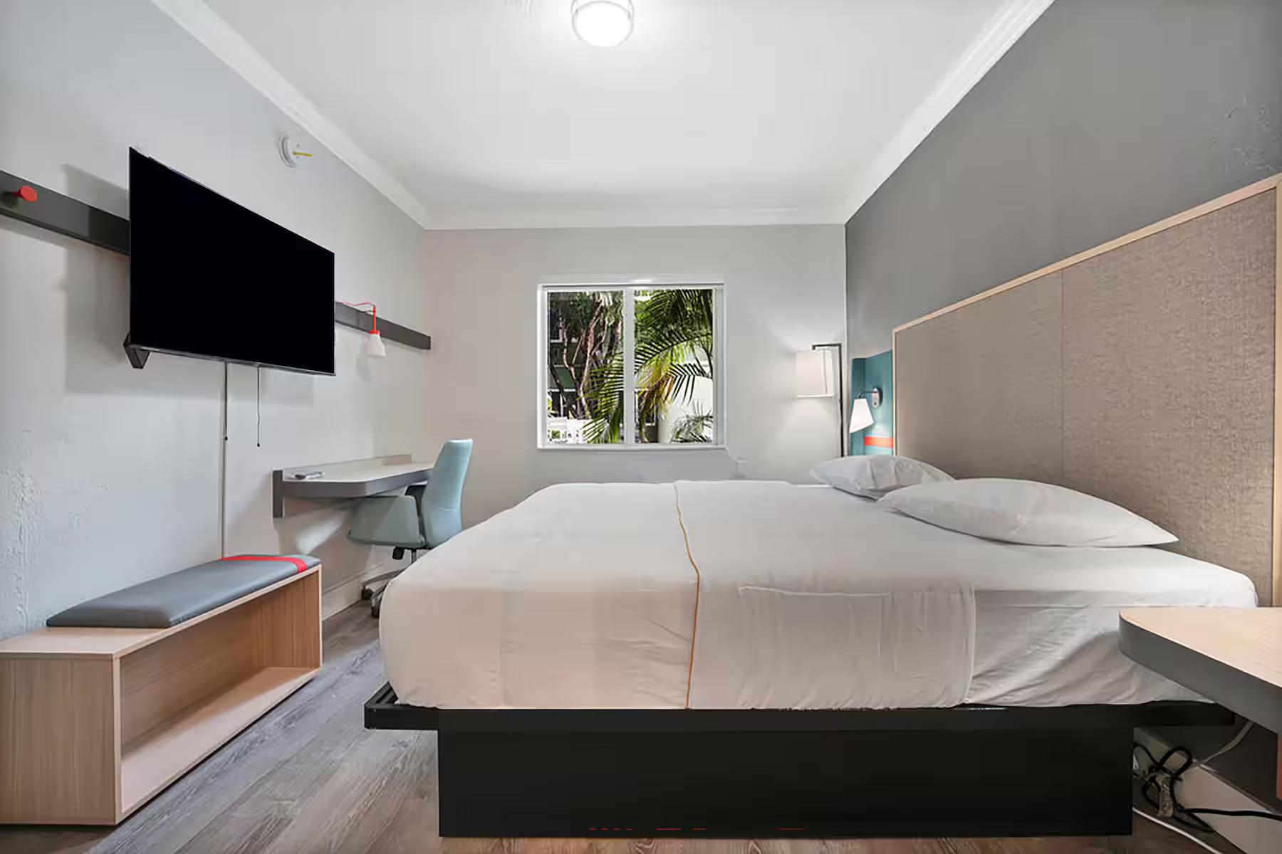 Garden Hotel Miami Airport, Trademark Collection by Wyndham