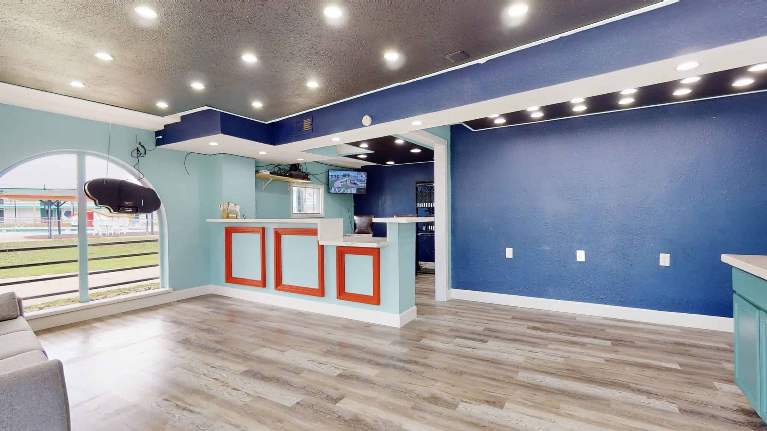 Crystal Palace Resort