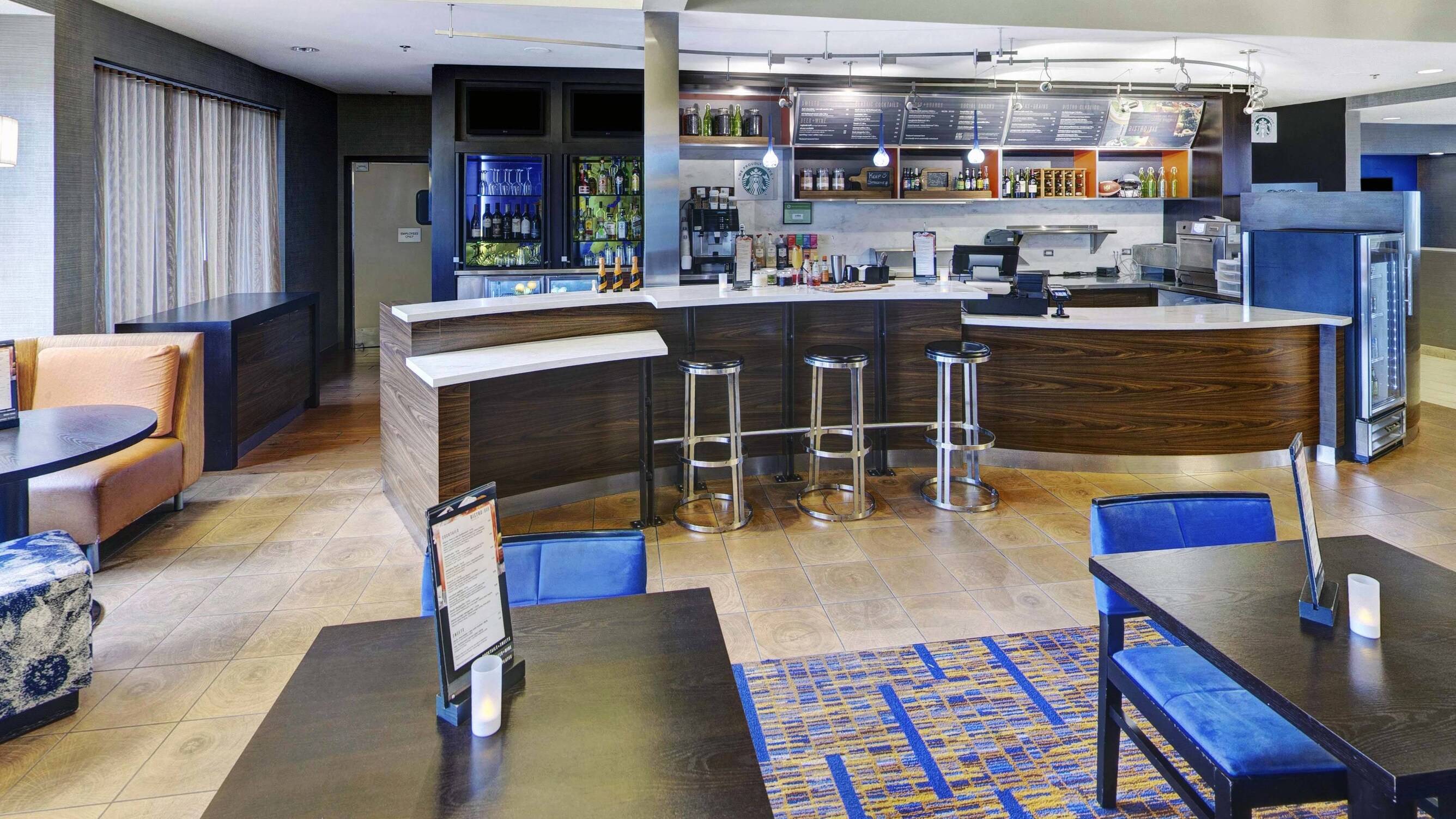 Courtyard by Marriott Chicago Glenview/Northbrook