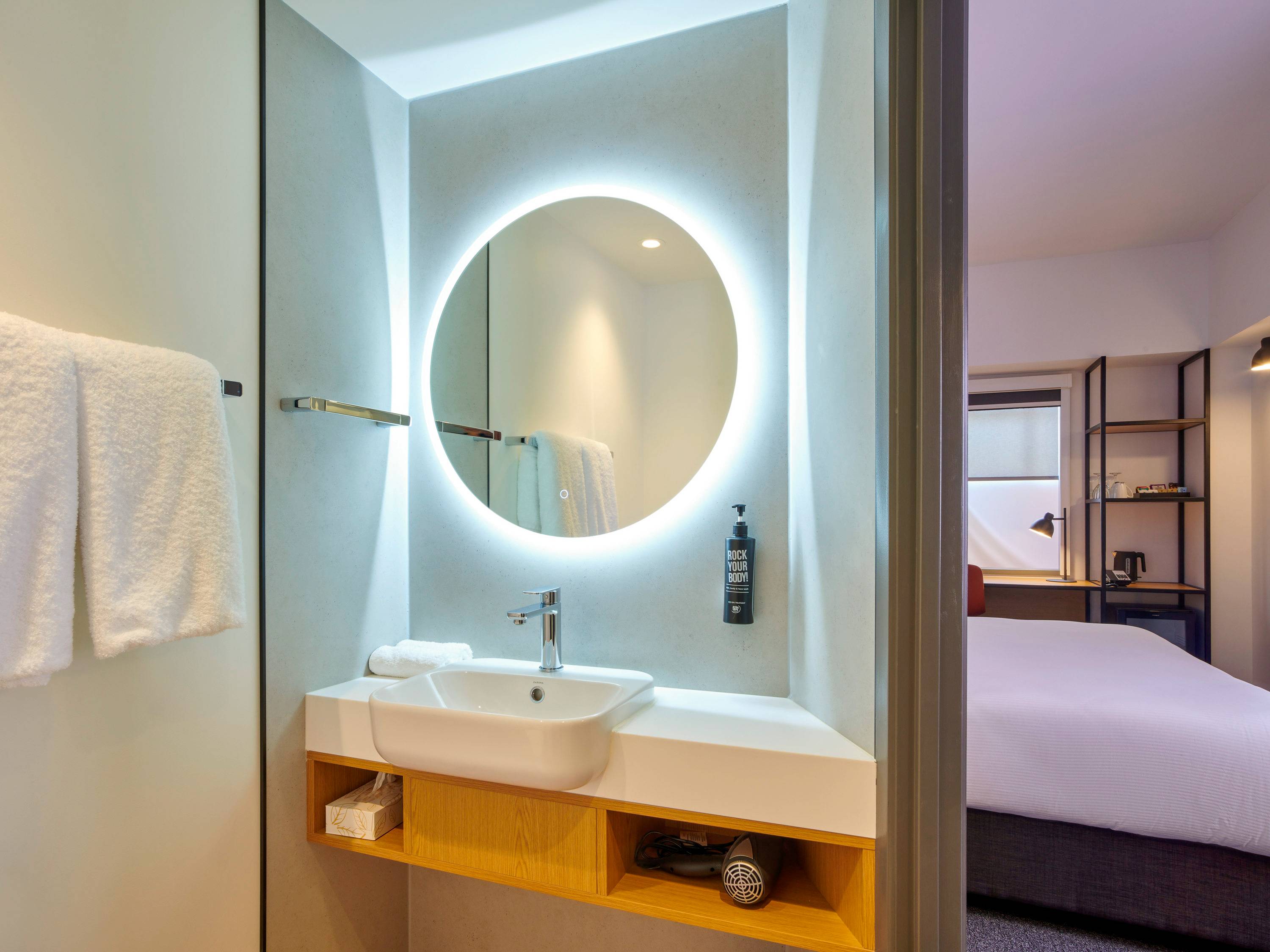 ibis Hamilton Tainui