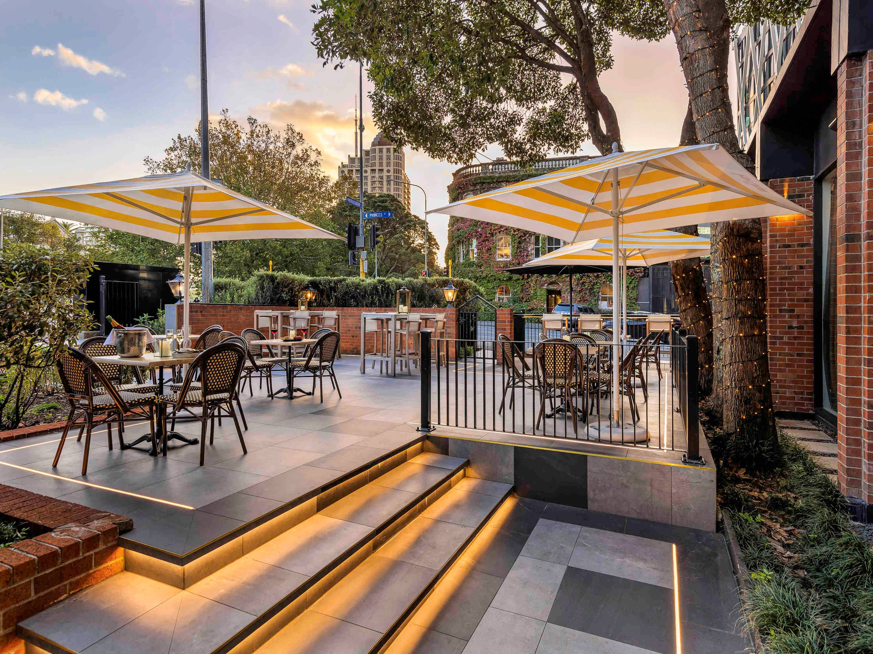 Pullman Auckland Hotel & Apartments