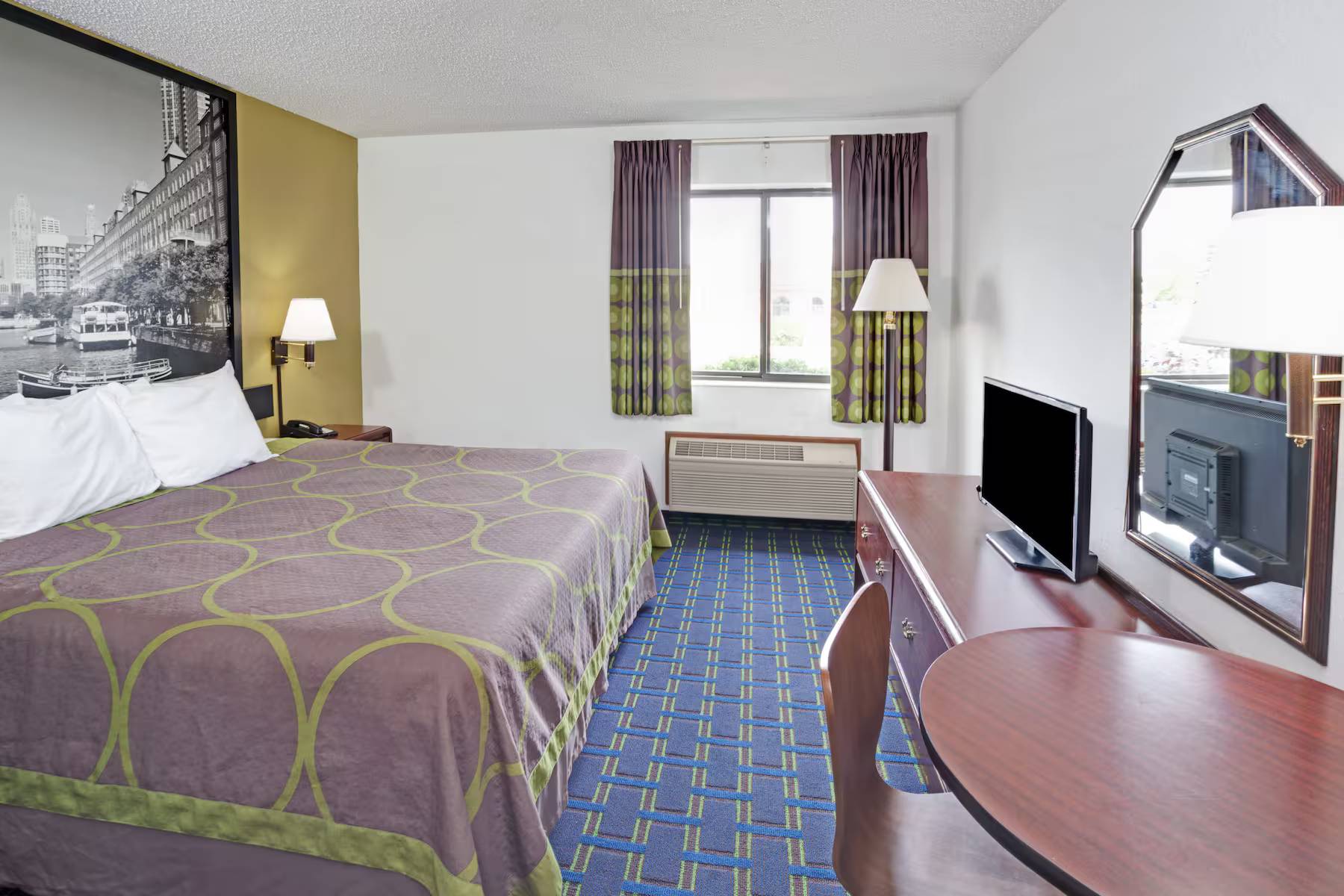 Super 8 by Wyndham Monee I-57