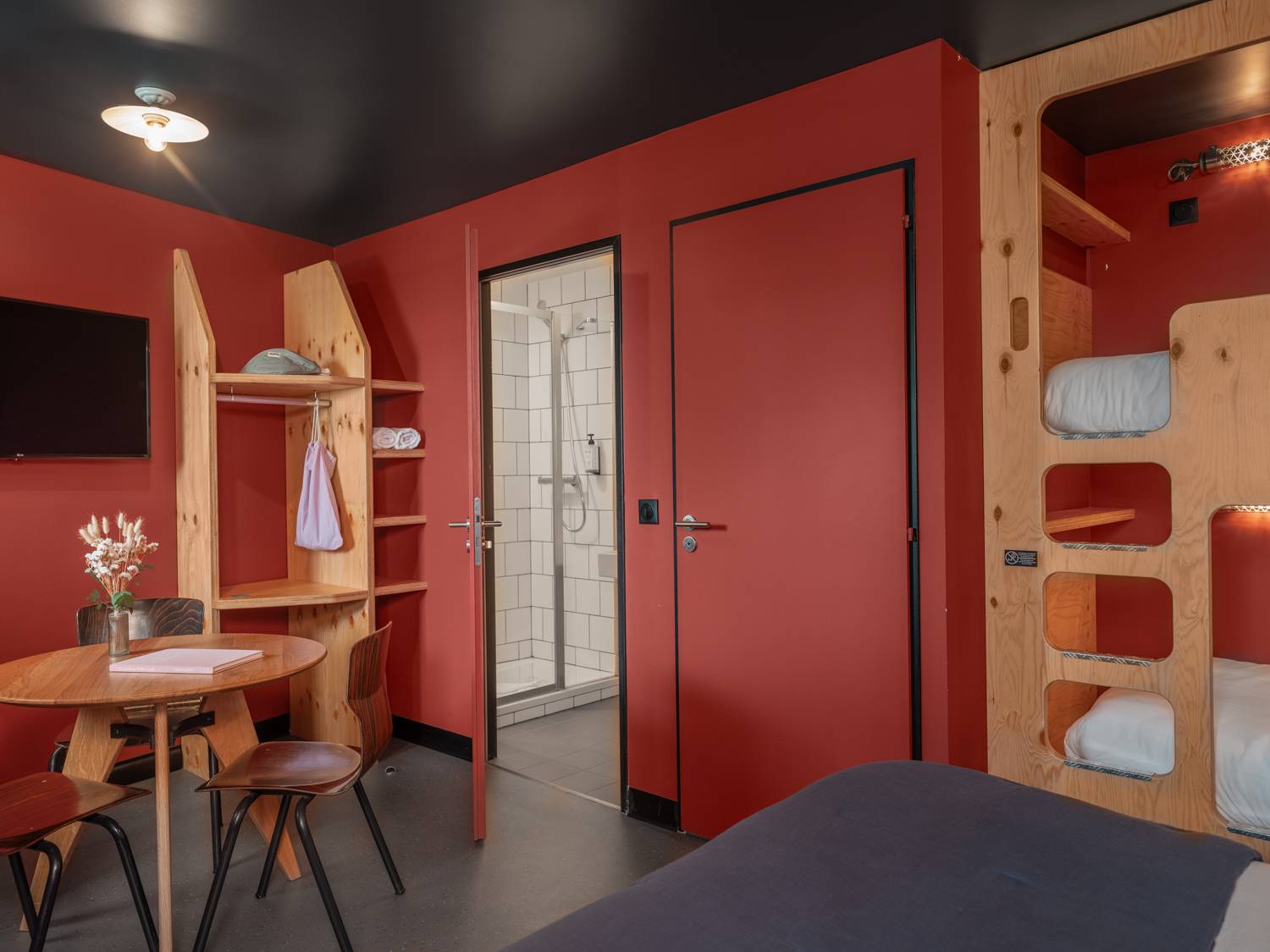 Eklo Paris Roissy CDG Airport