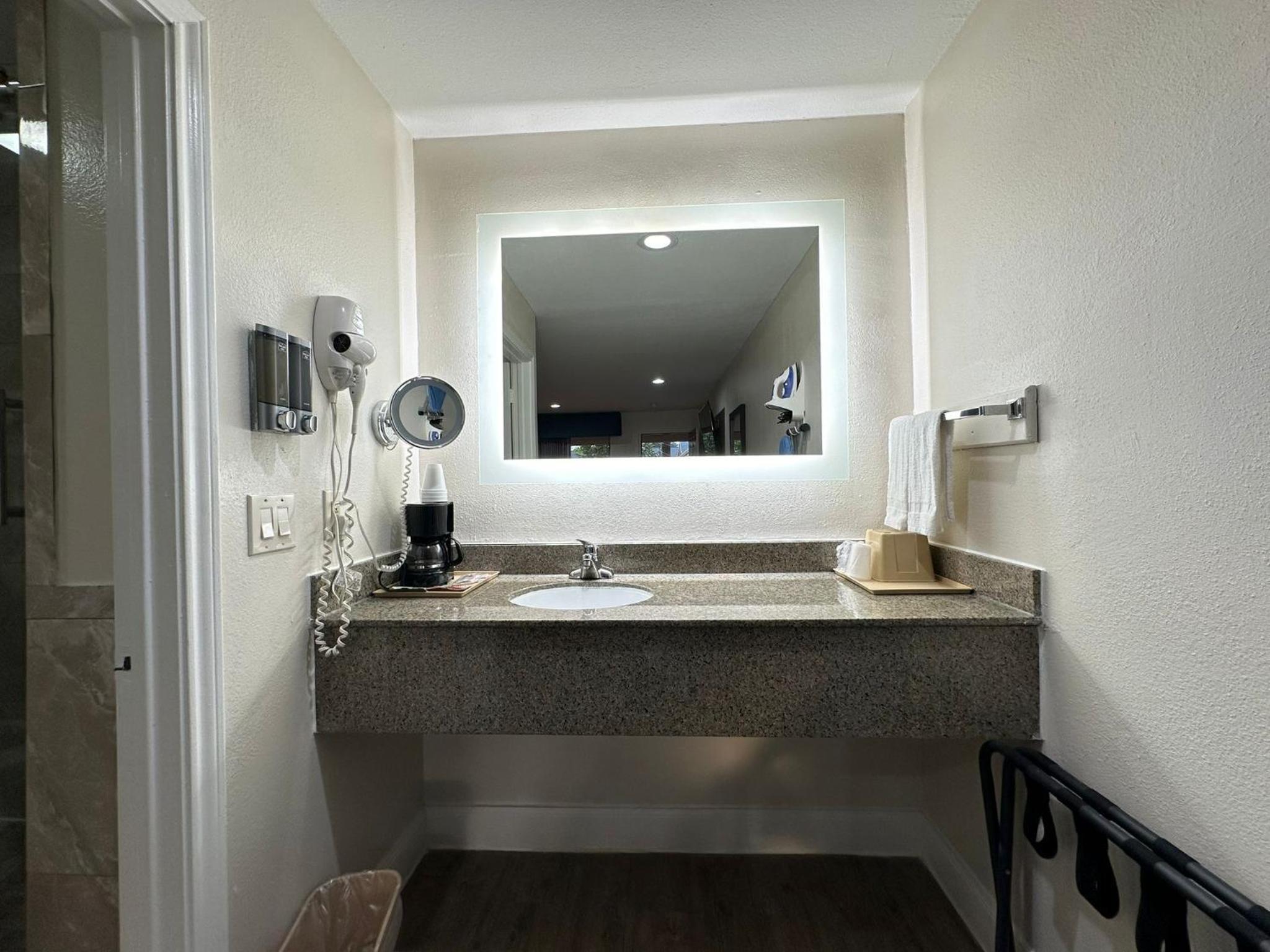 Palace Inn I-45 & Bellfort