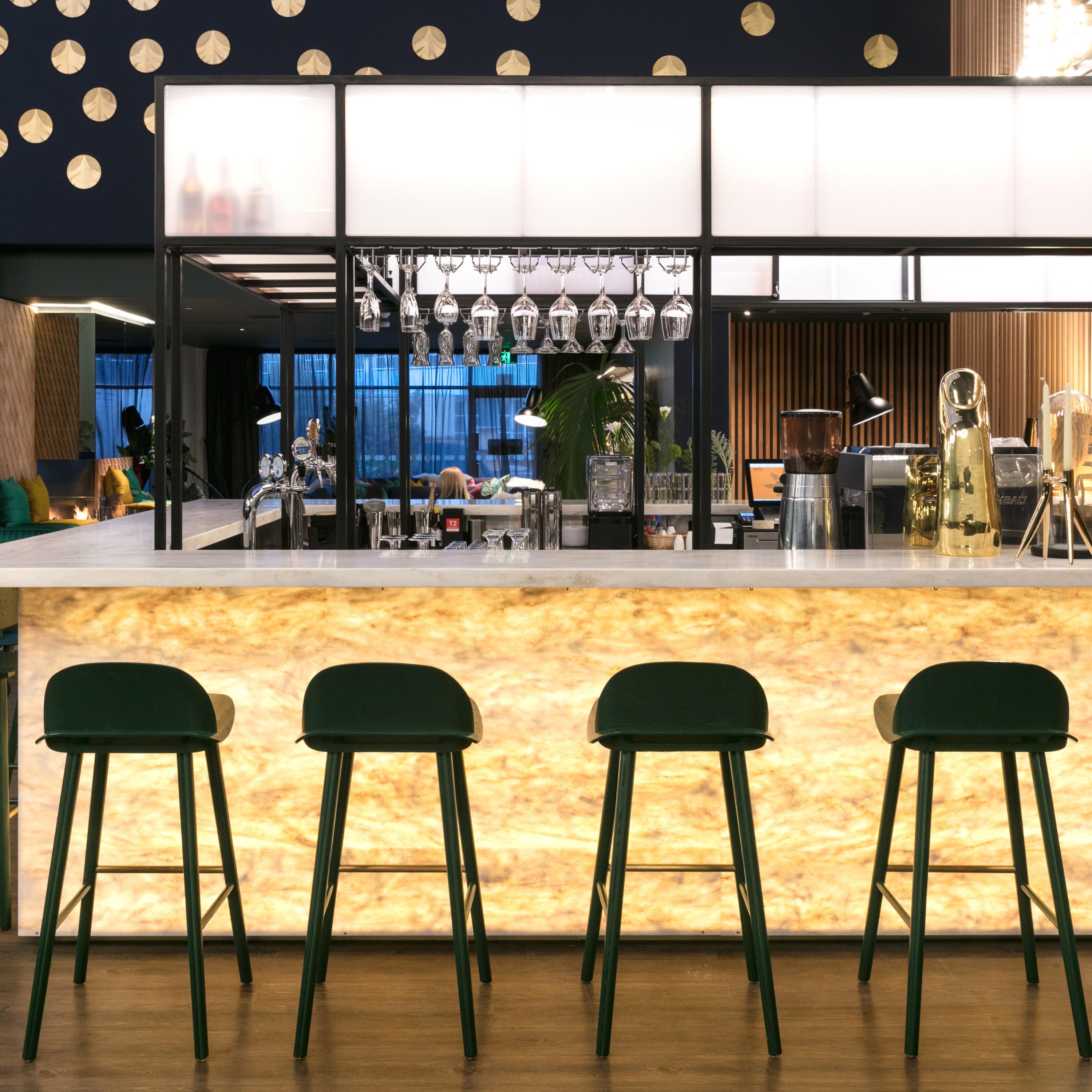 Naumi Auckland Airport