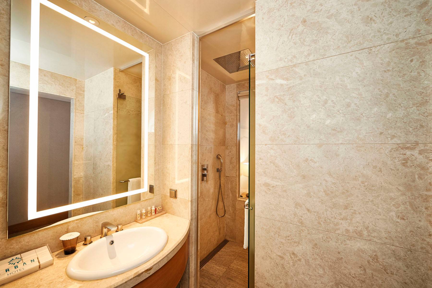 Arban Hotel 아르반 호텔