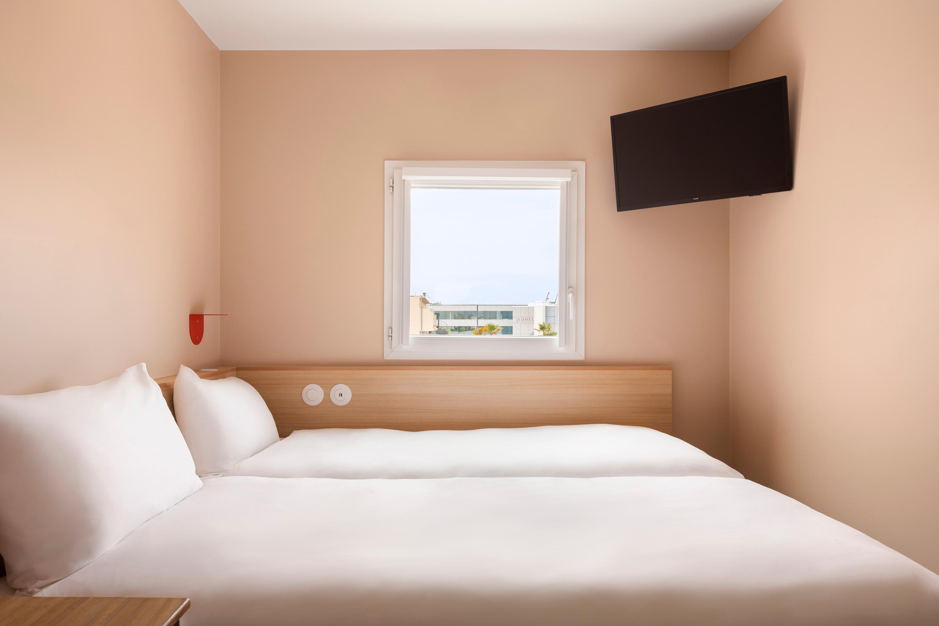 greet Hotel Nice Aéroport Promenade des Anglais