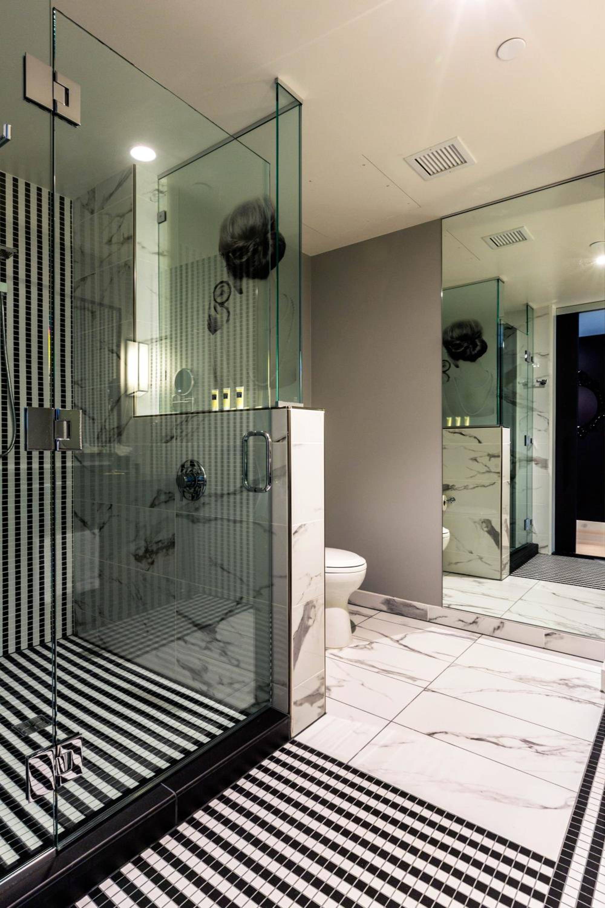 Hotel Indigo - Los Angeles Downtown, an IHG Hotel