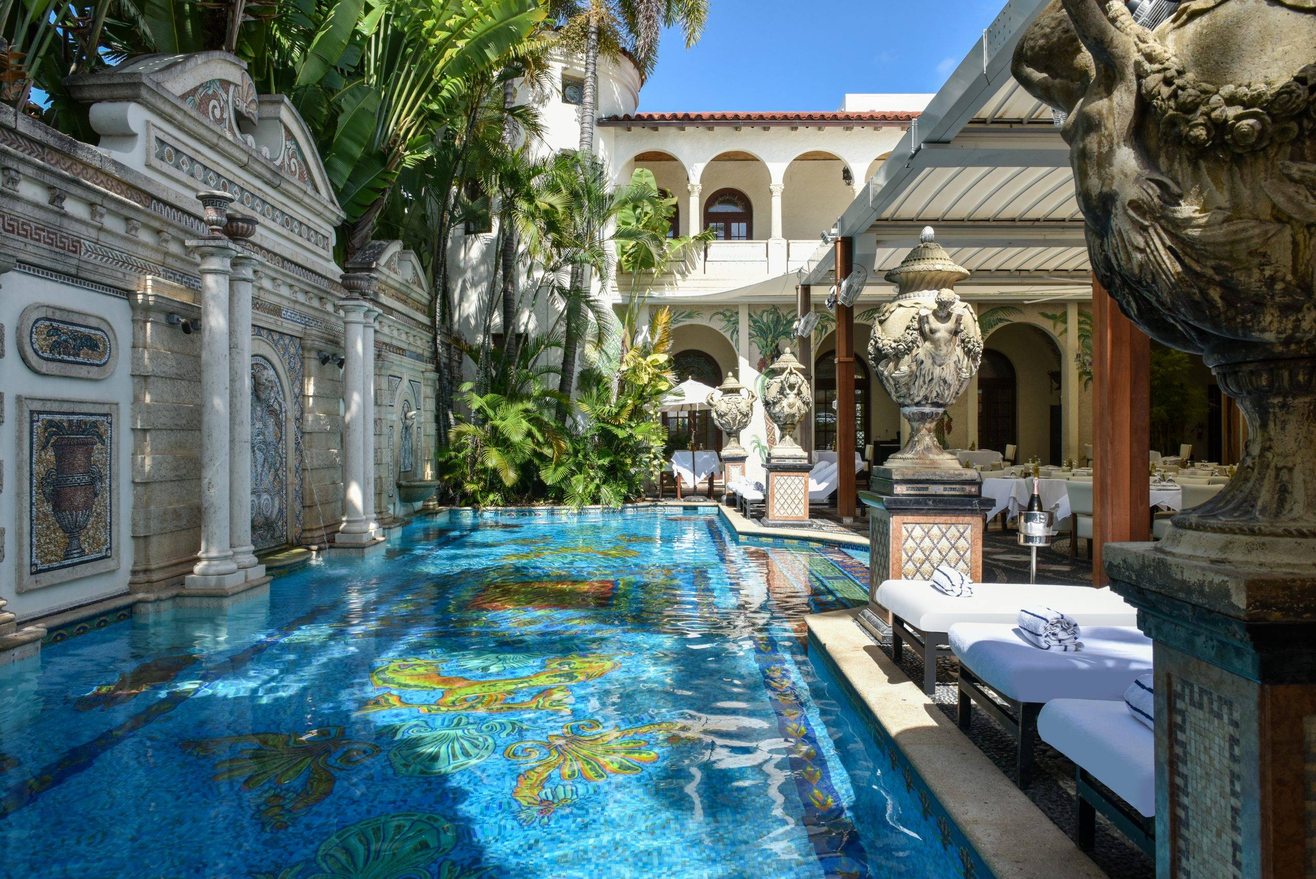 Beacon South Beach Hotel