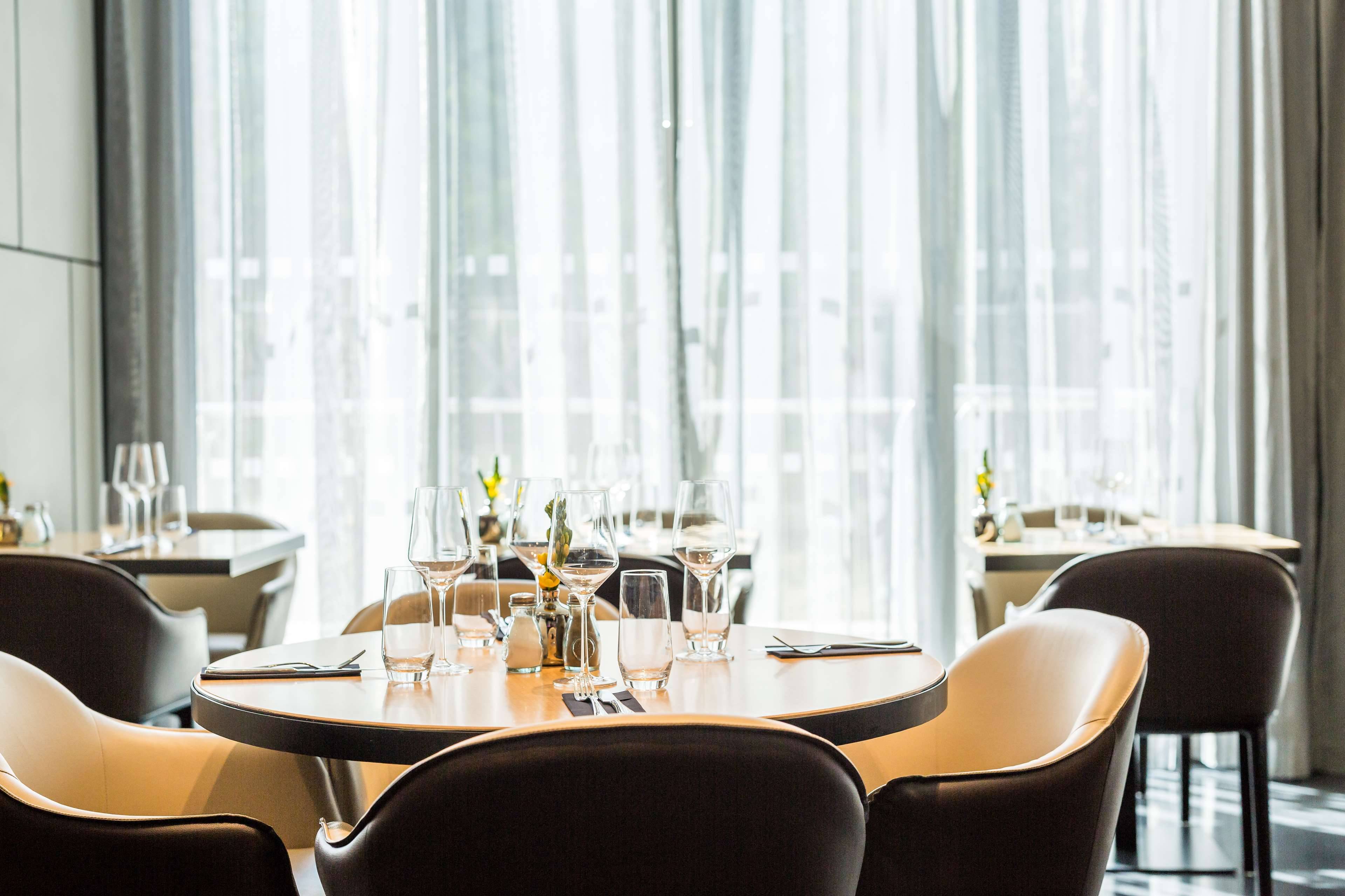 Park Plaza London, Park Royal