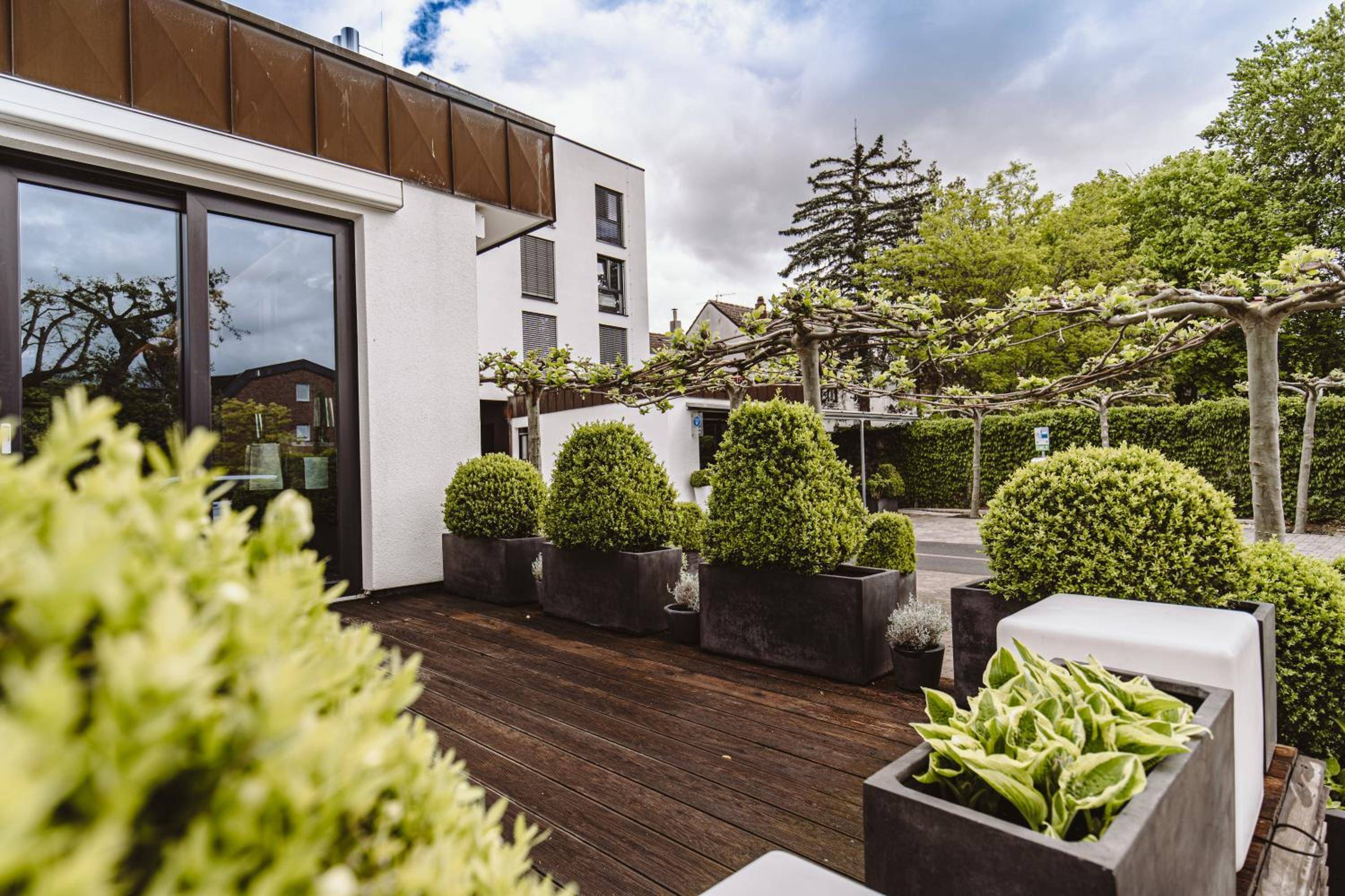 &REPEAT Köln Airport