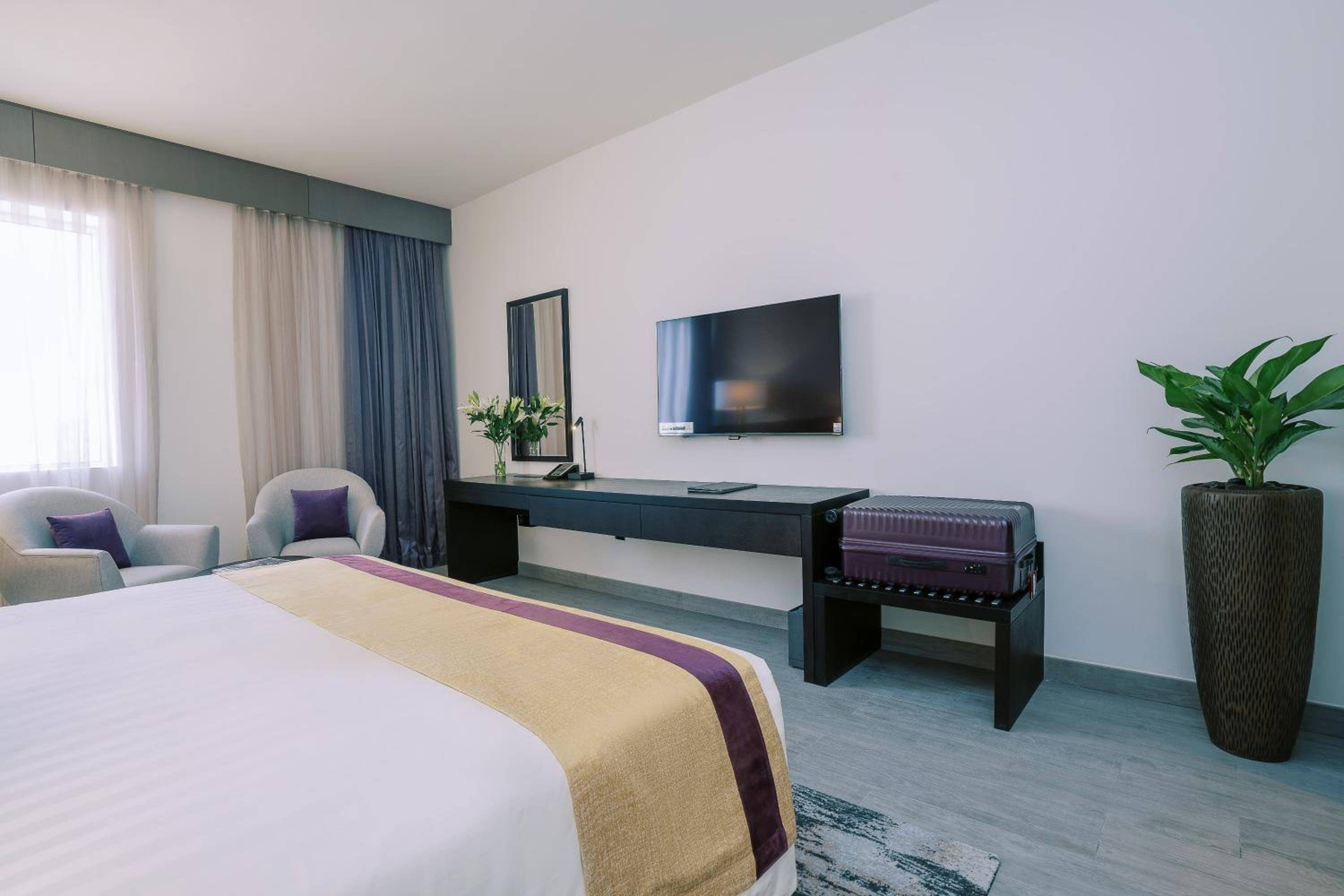 Khalidia Palace Hotel Dubai by Mourouj Gloria