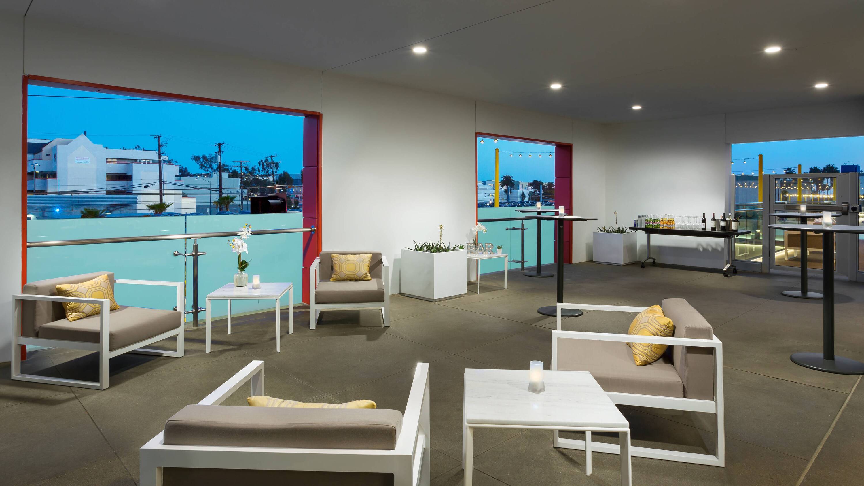 Courtyard by Marriott Santa Monica