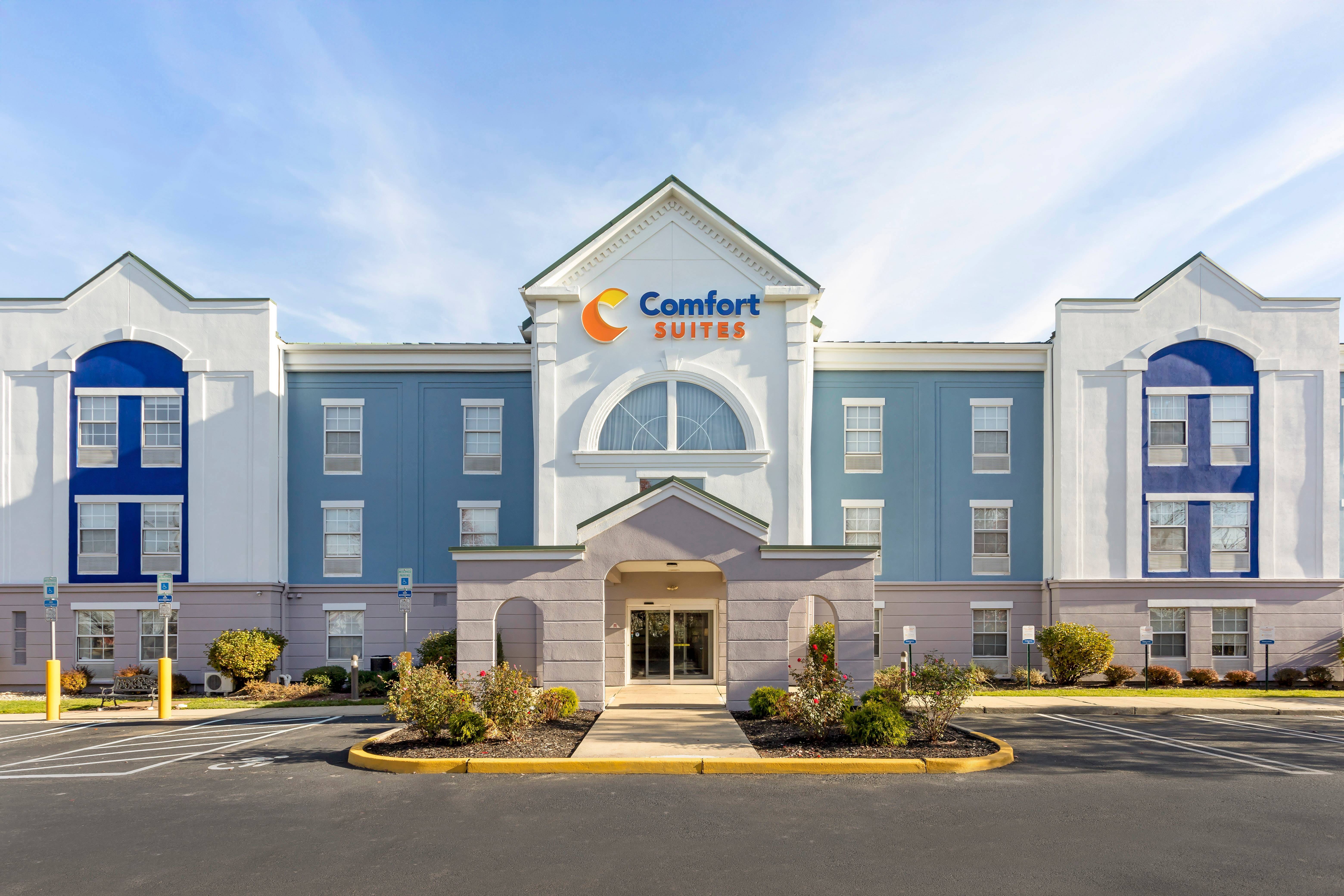 Comfort Suites East Brunswick - South River
