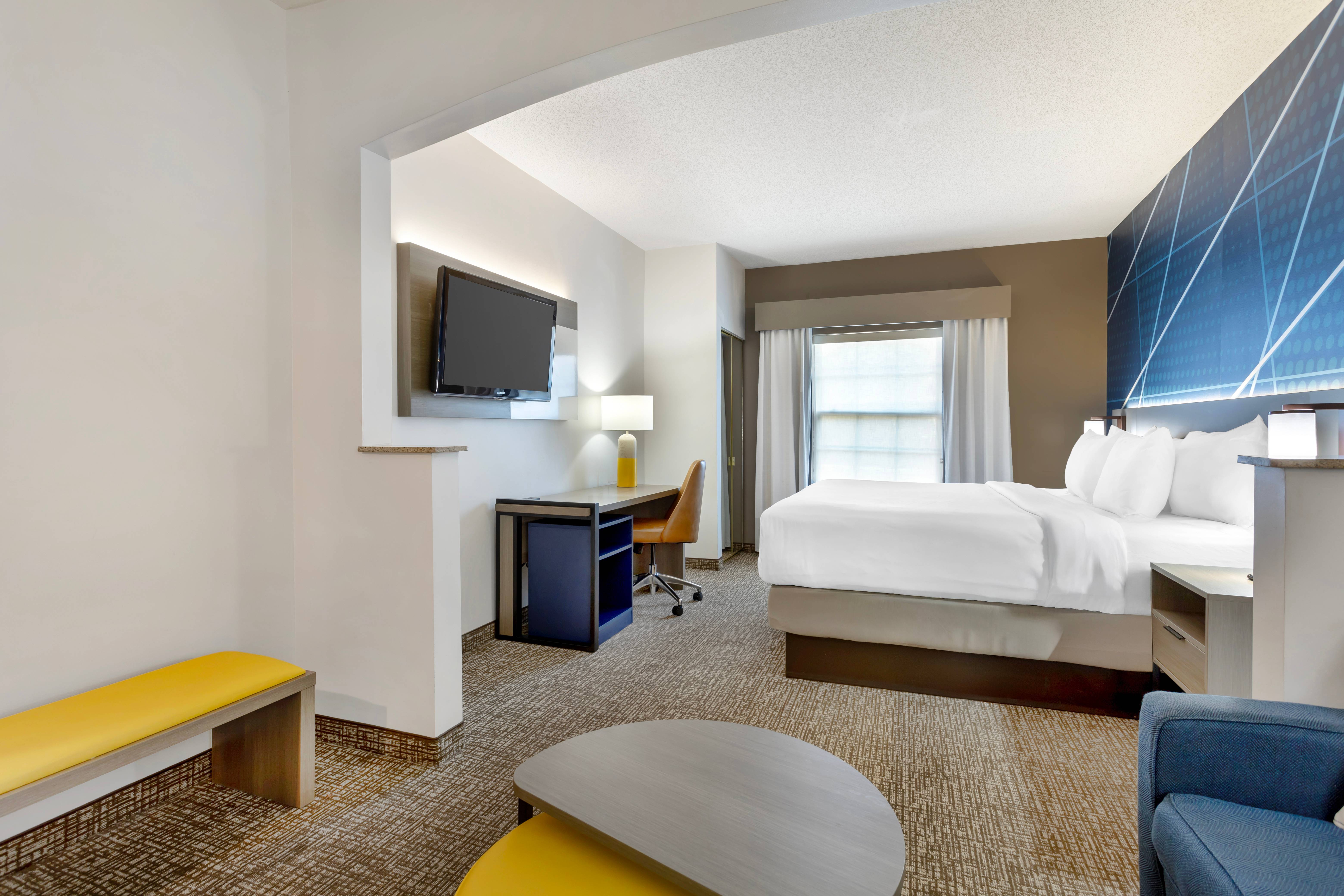 Comfort Suites East Brunswick - South River