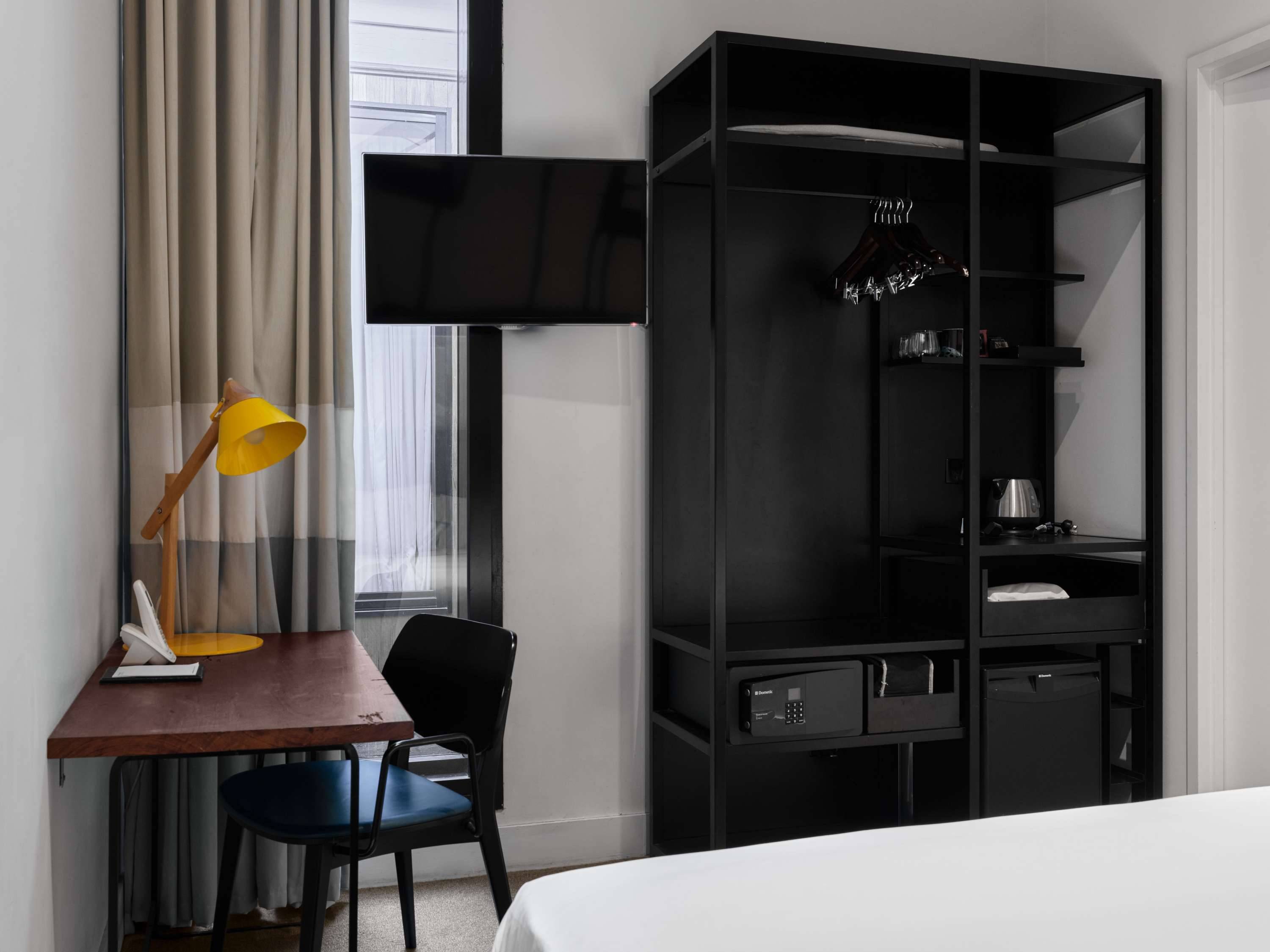 Hotel Woolstore 1888, Sydney - Handwritten Collection