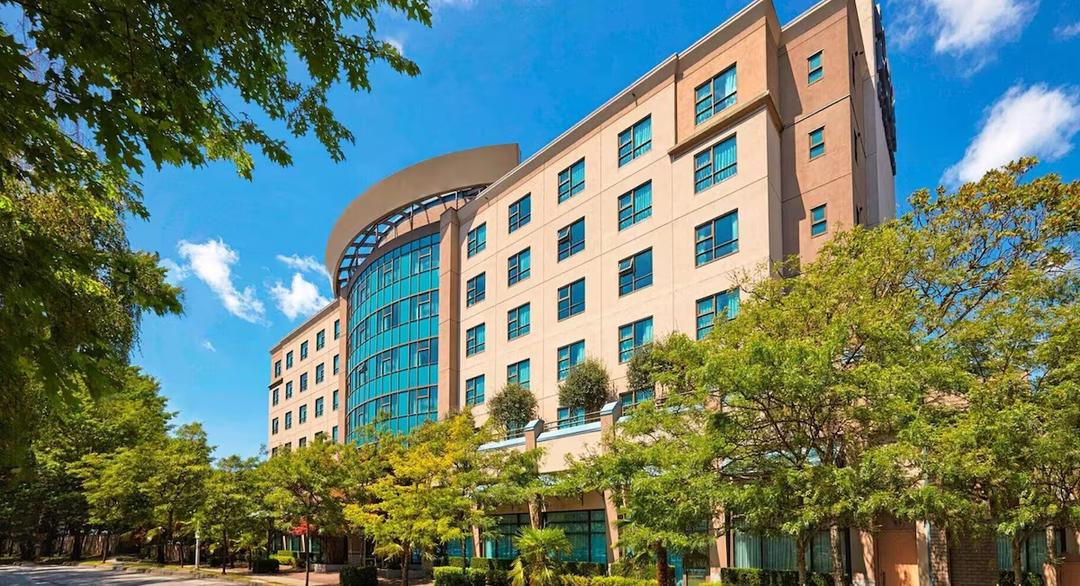 Grand Park Hotel Vancouver Airport, Ascend Hotel Collection
