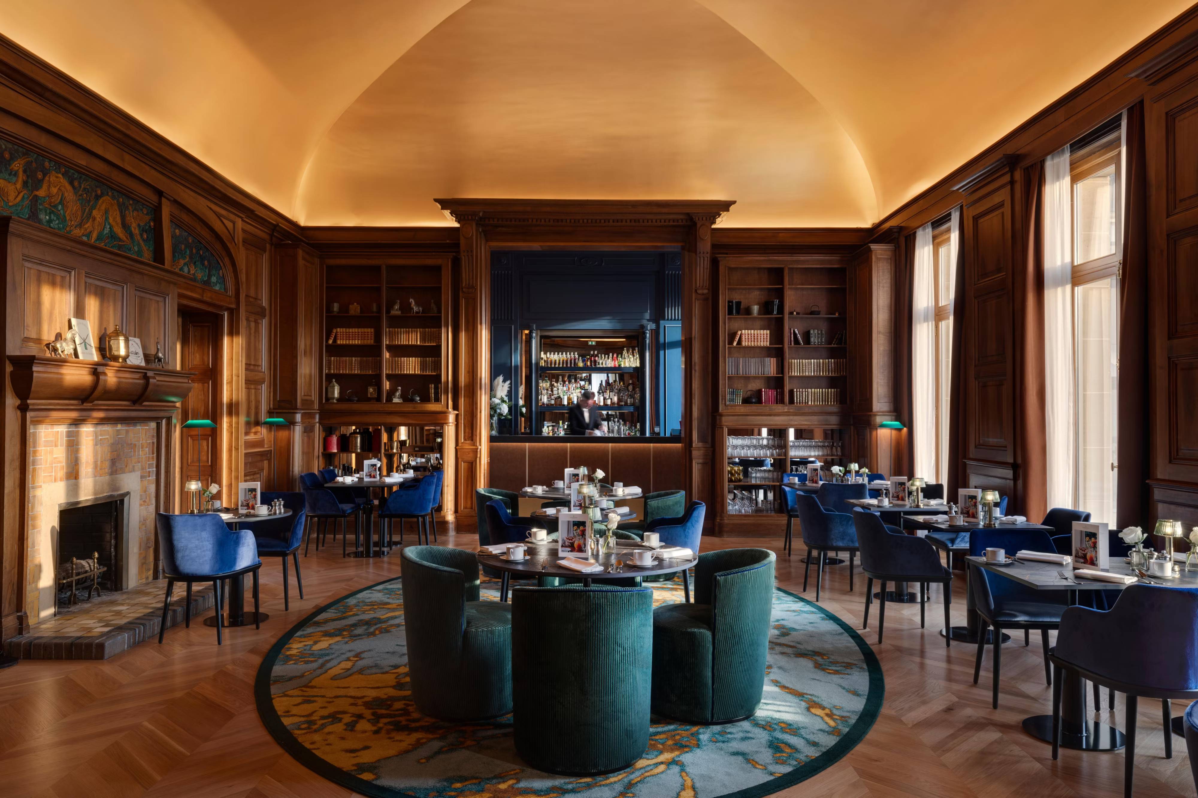 InterContinental Chantilly Chateau Mont Royal, an IHG Hotel