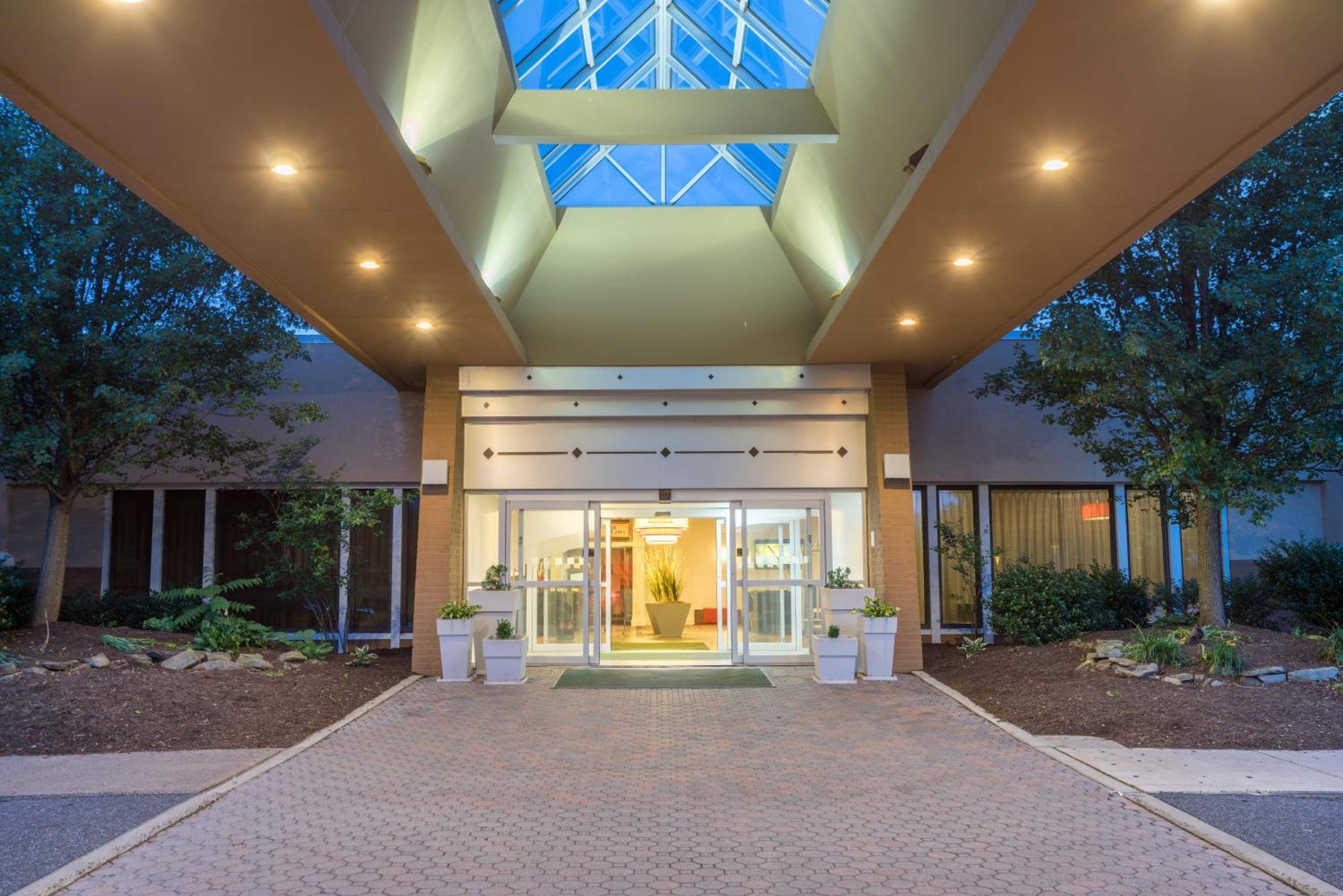 Holiday Inn Harrisburg I-81 Hershey Area, an IHG Hotel