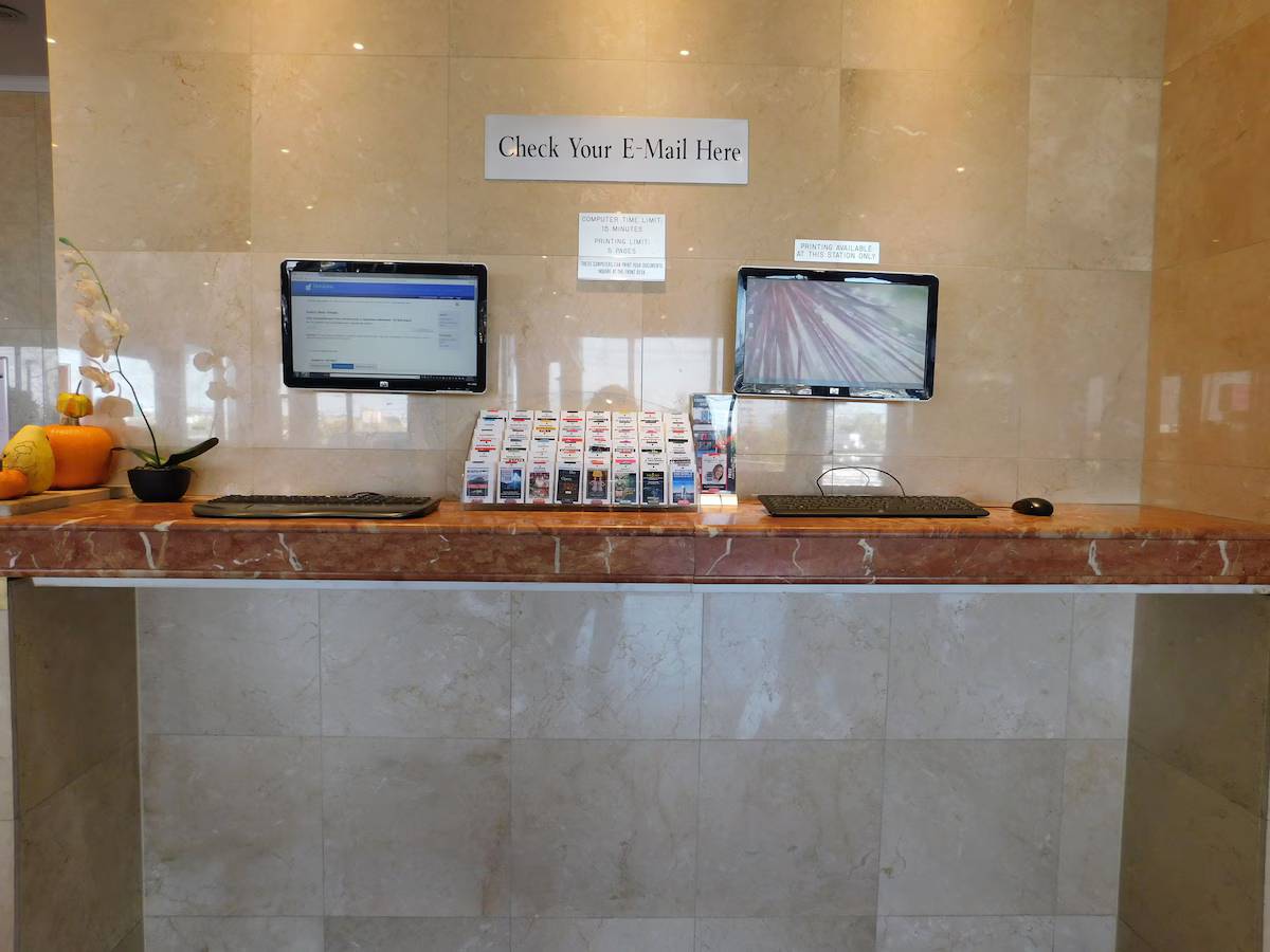 Meadowlands View Hotel