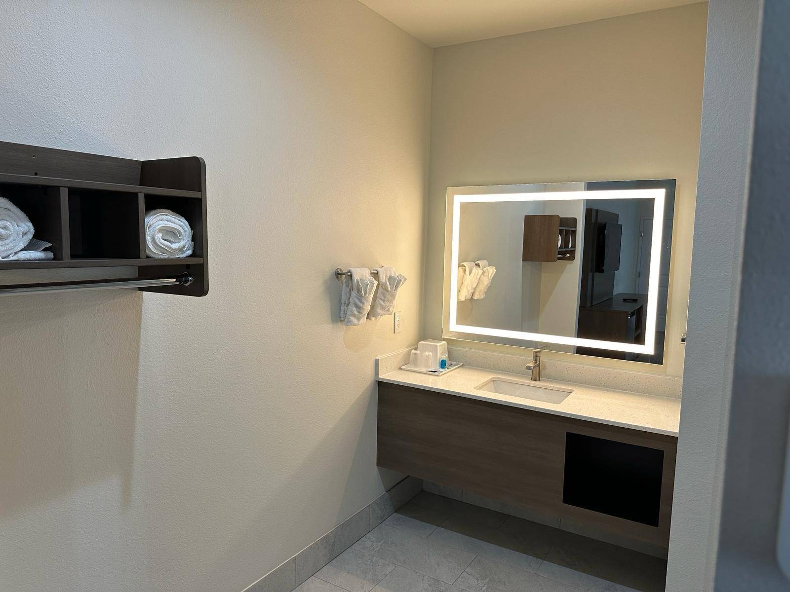 Palace inn Blue Jones Rd & Fm1960