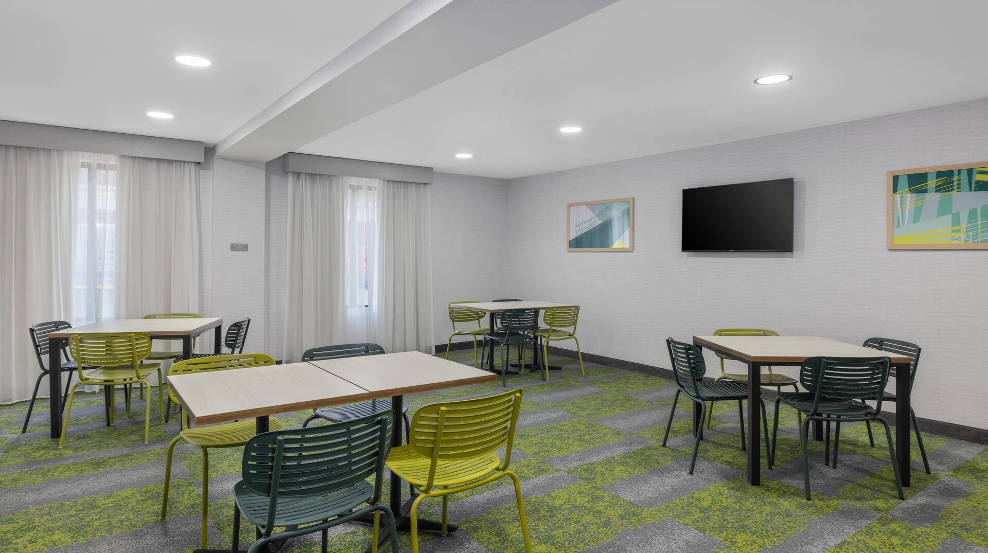 Spark by Hilton Fredericksburg Southpoint