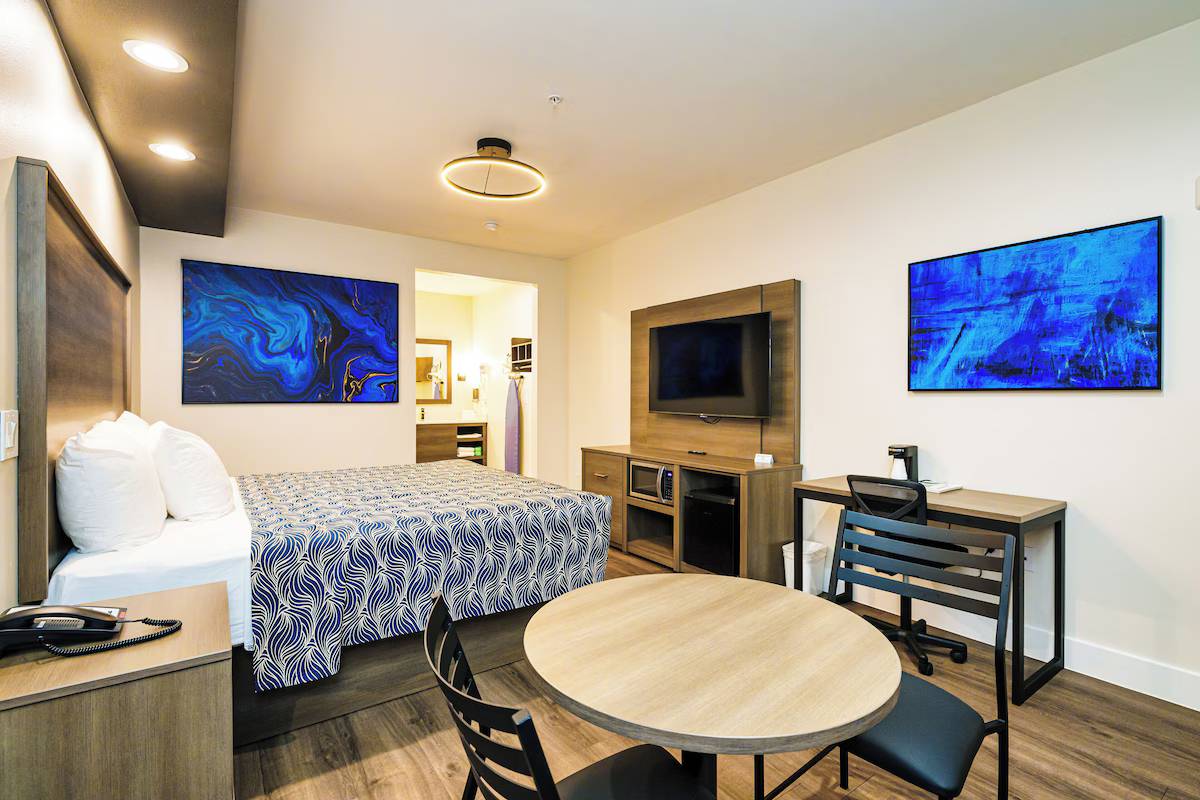 Palace Inn Blue I45 & Edgebrooke