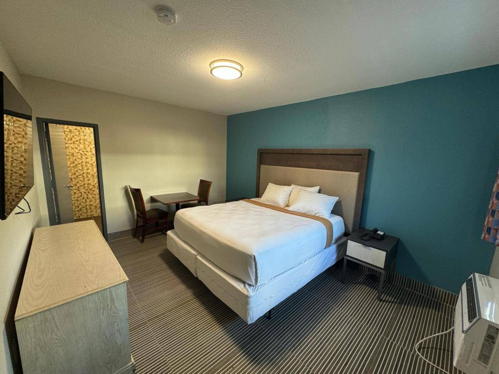 Essence Express Elizabeth EWR Airport