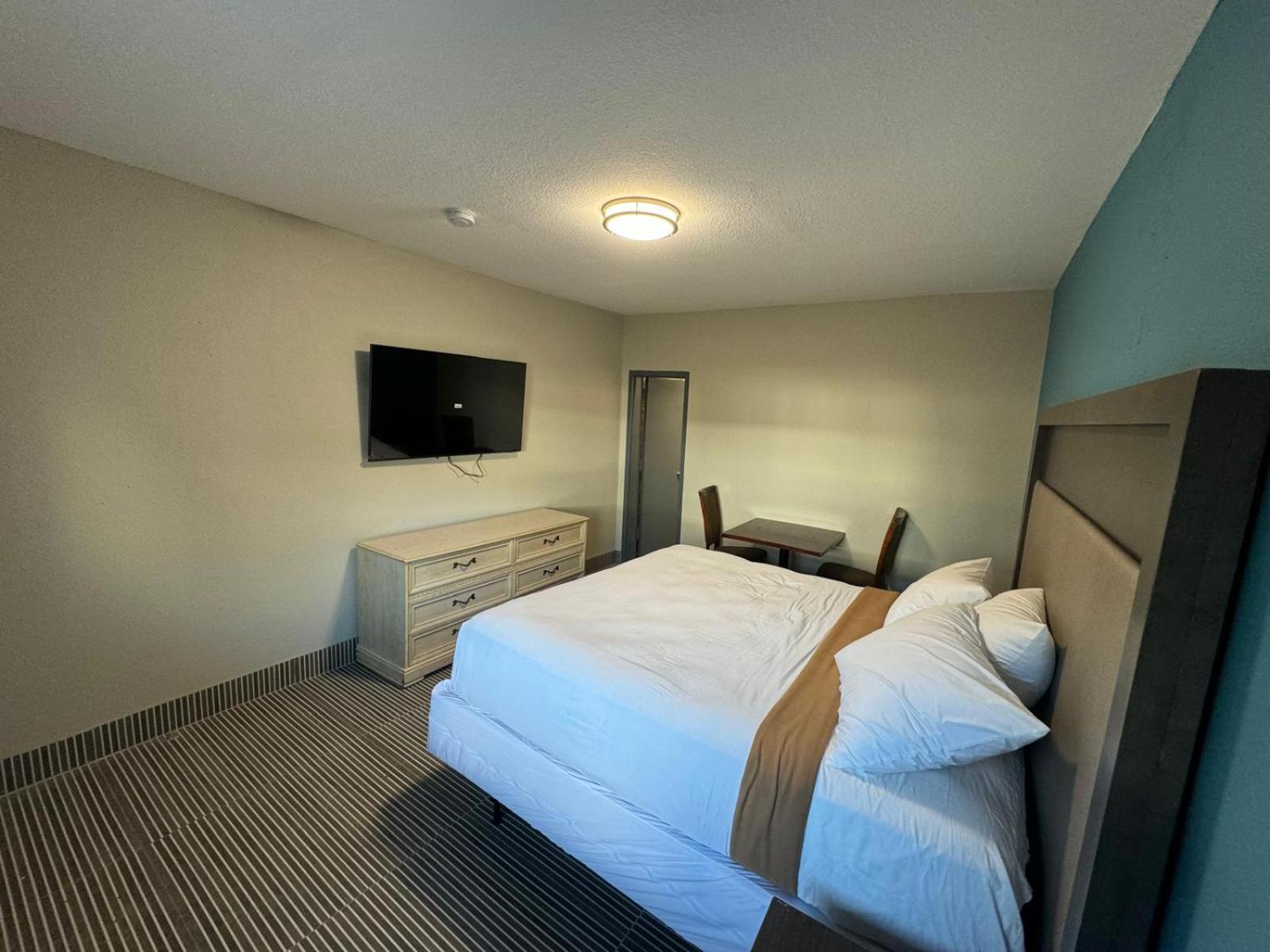 Essence Express Elizabeth EWR Airport