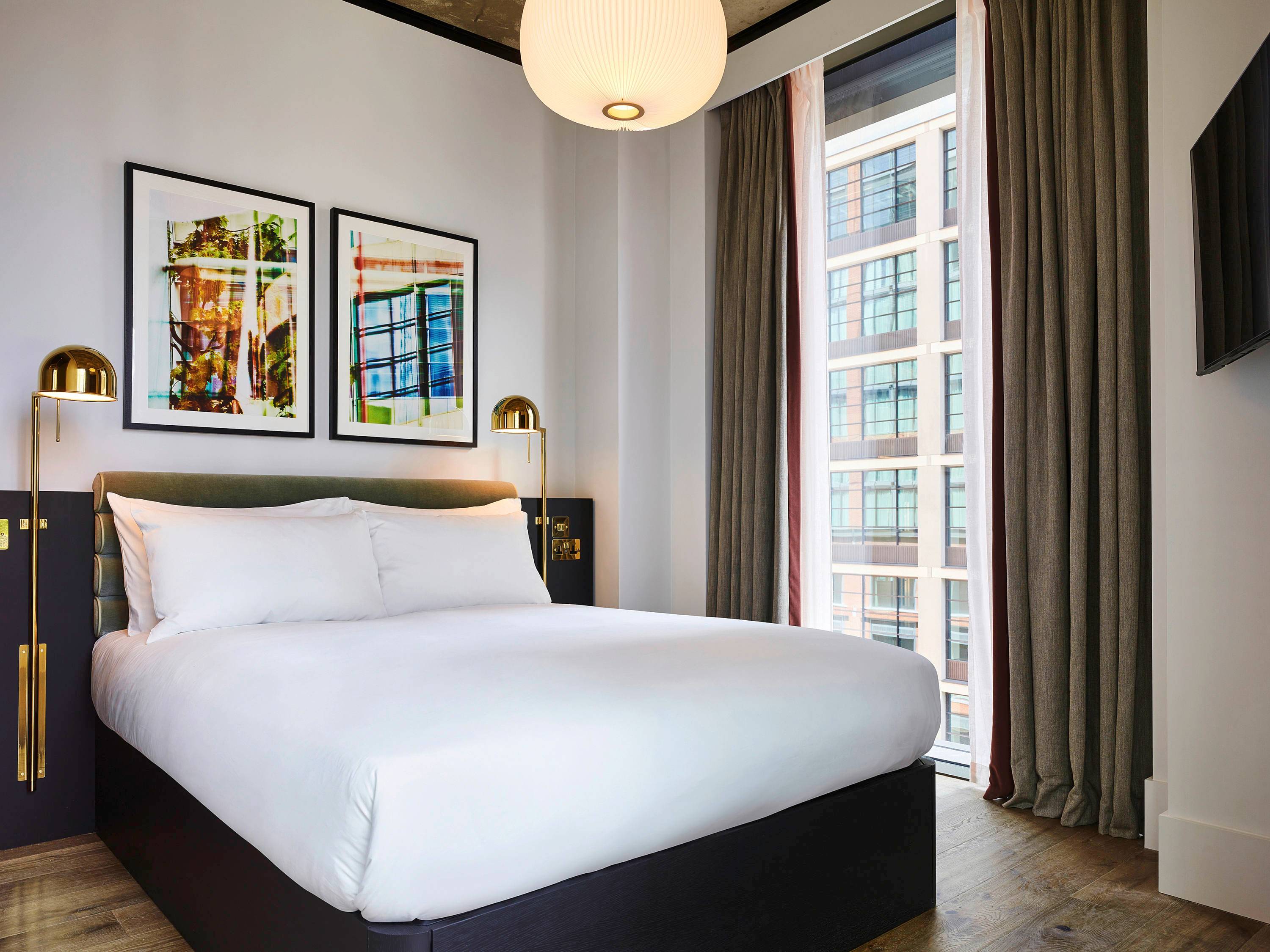 TRIBE London Canary Wharf