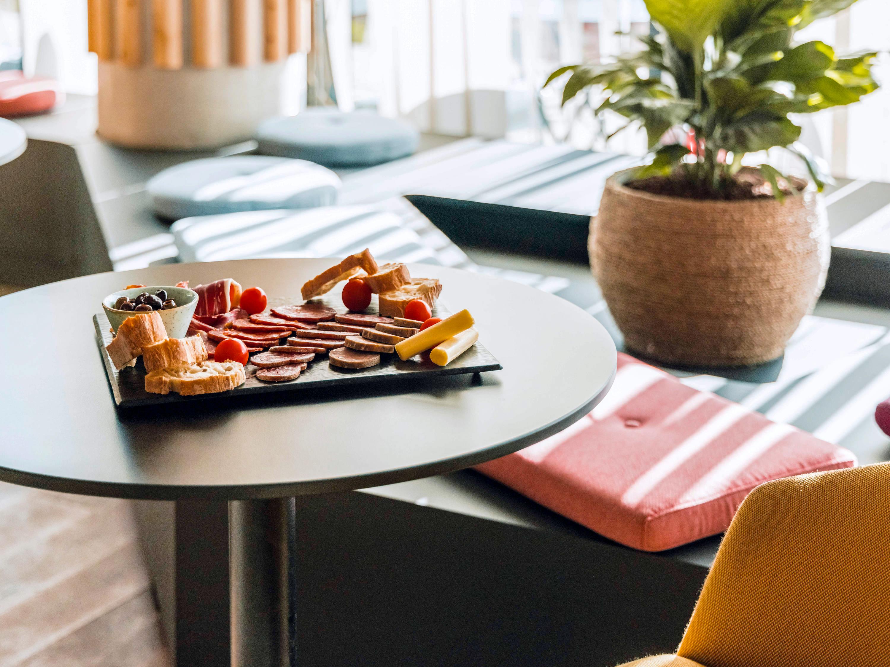 ibis Styles La Rochelle Centre Gare