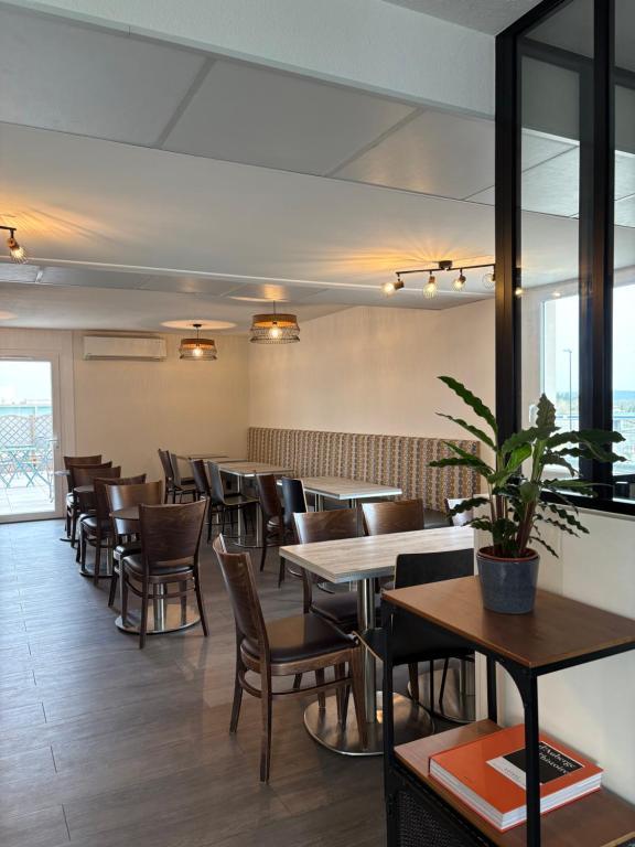 Aka Lodge Lyon Eurexpo Arena Stadium