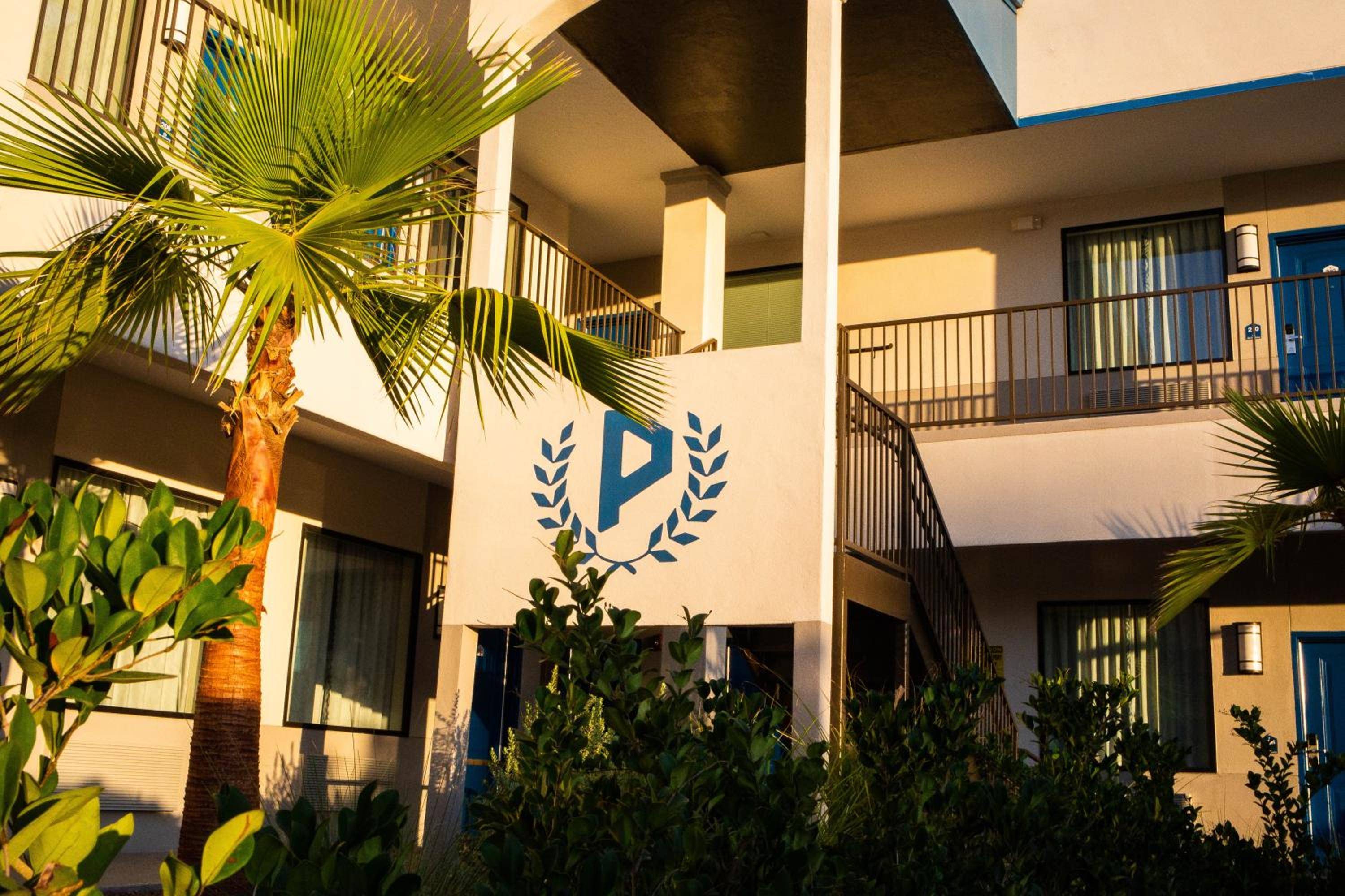 Palace Inn Blue El Paso