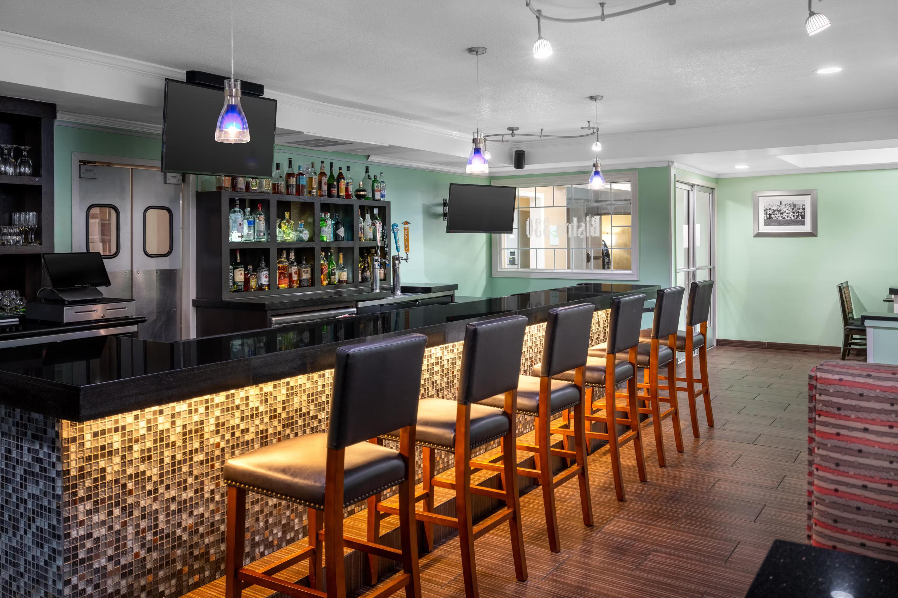 Holiday Inn & Suites San Mateo-San Francisco