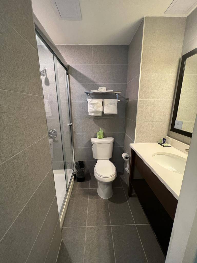 Red Roof Plus 3rd Avenue Brooklyn