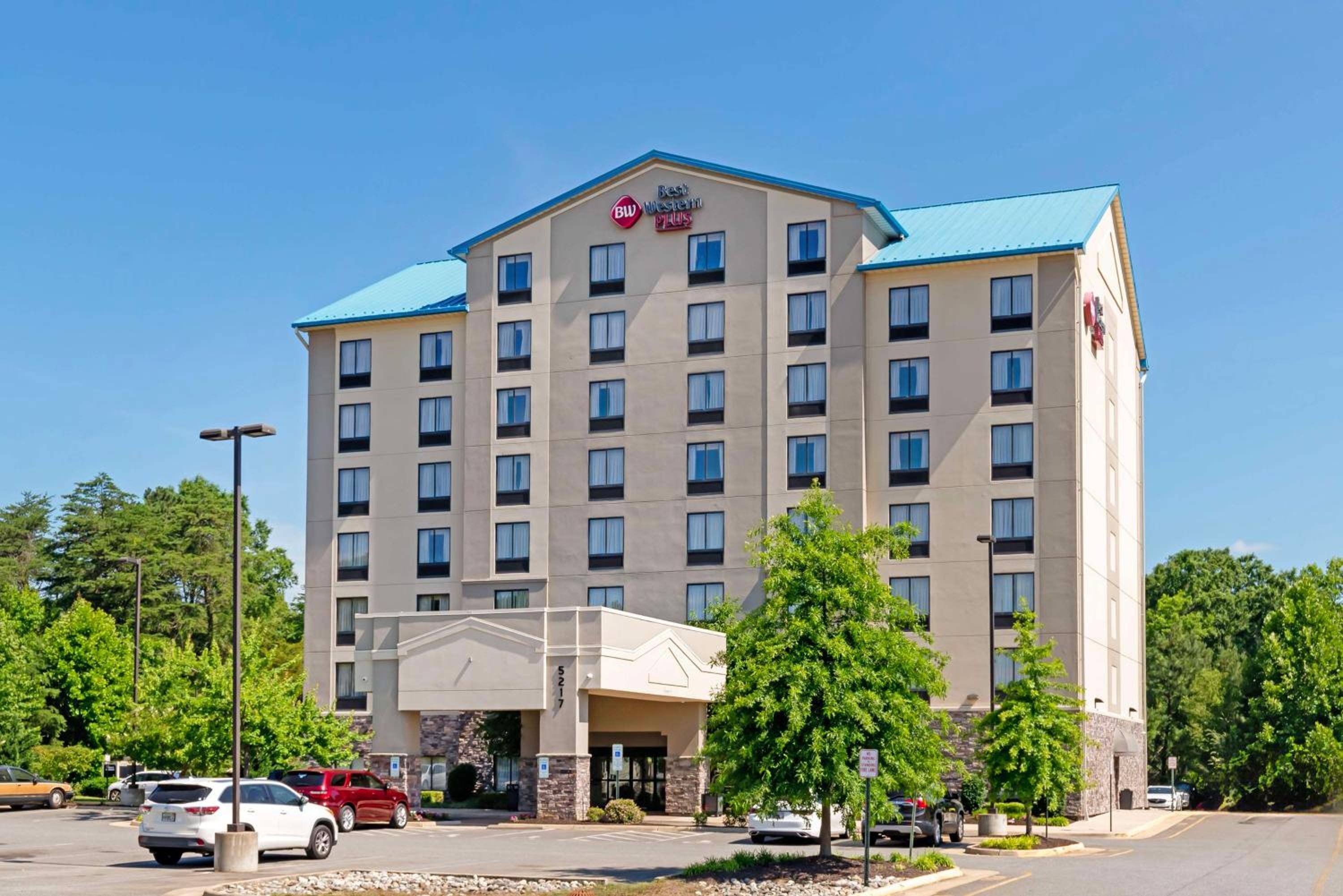 Best Western Plus Thornburg Inn & Suites